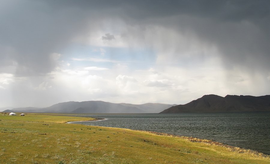 Монголия, озеро, Сагаан, нуур, дождь, Олег Шубаров