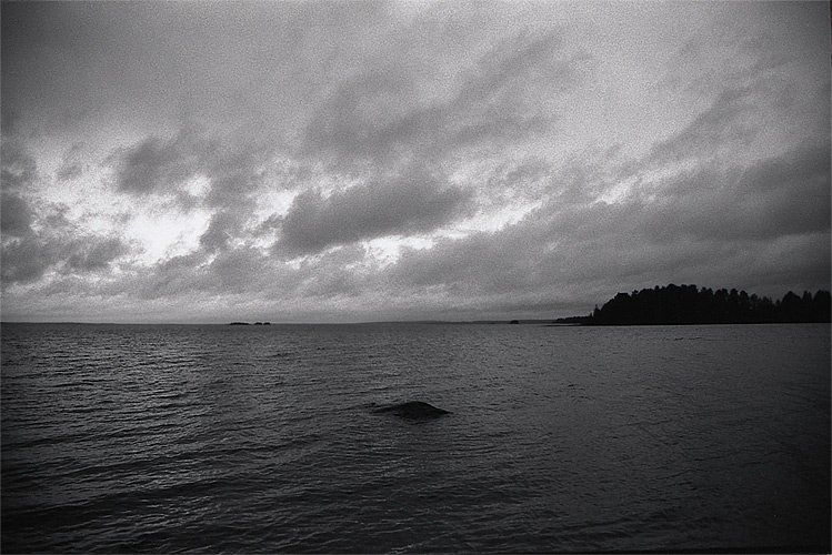 2007, canon-eos-300, карелия, пленка, чб, озеро, камень, облака, волны, karjala, lake, stone, cloud, bw, wave, Todublin