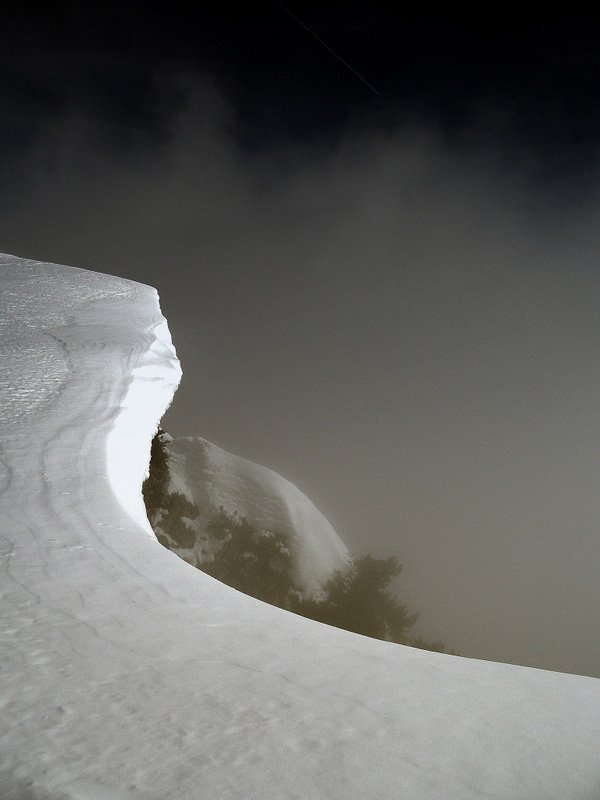 снег, высота 1500 м, Slowhill
