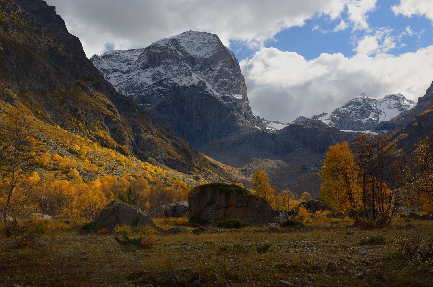 горы осень мырды кирпич, Александр Жарников