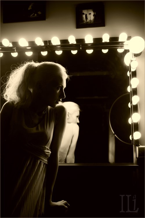 девушка, зеркало, отражение, Илья Панфилов