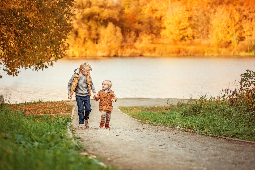 осень, осенний день, autumn, дети, мальчики, мальчишки, братья, детство, осенняя фотосессия, детская фотосессия, детская фотография, children photography, kid, children, child, childhood, детство, семейная фотосессия, Шулина Ольга