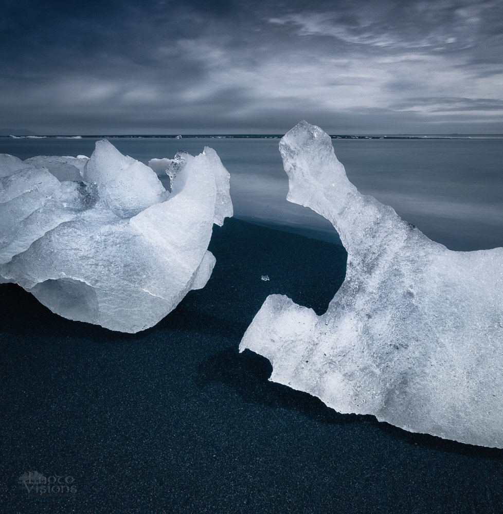 iceland,ice,glacier,glacial,black beach,diamond beach,summer,dark,abstract,, Adrian Szatewicz