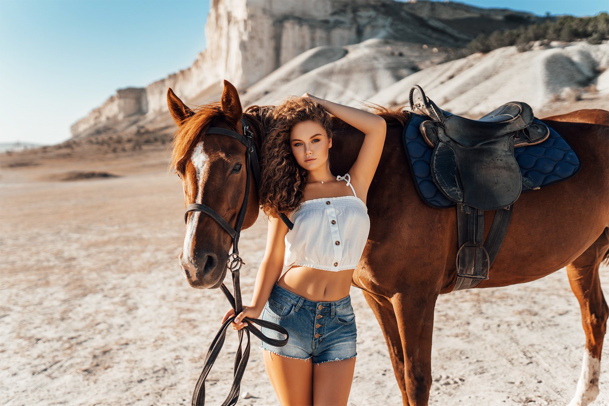 портрет, девушка, лошадь, крым, горы, красивый портрет, взгляд, идеи фотосессии, Антон Сваровский