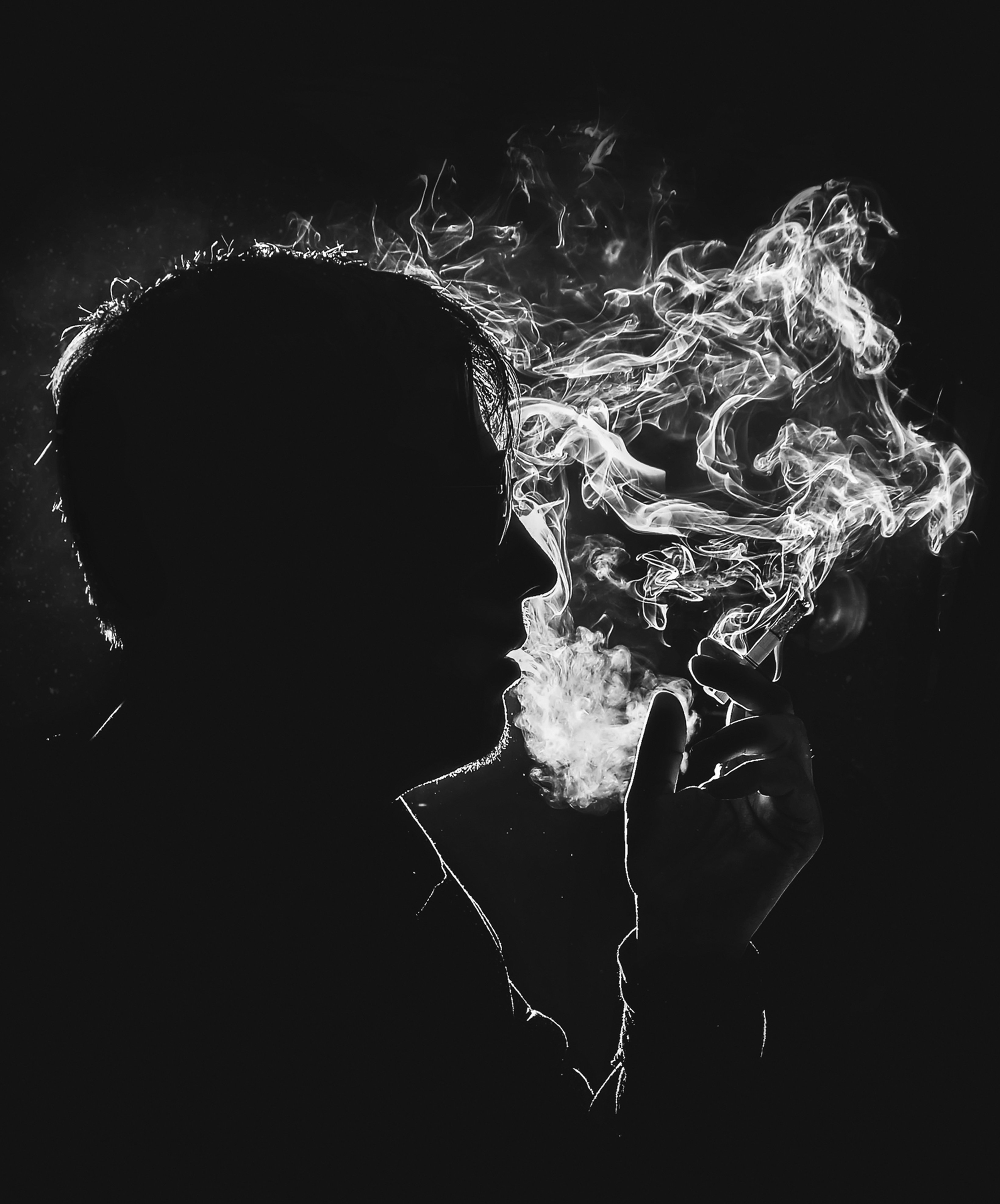 курение,дым,сигарета,мысли,тишина,безмолвие,вред,чёрно-белый, движение, Владимир Володин