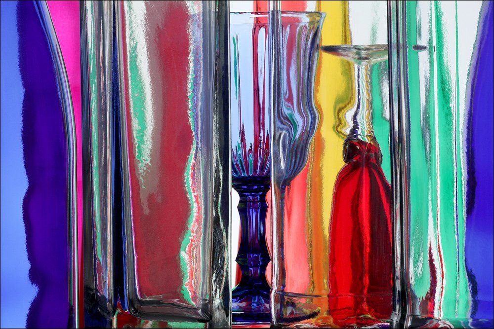бутылки, синий бокал, красный бокал, натюрморт,, Victor Pechenev