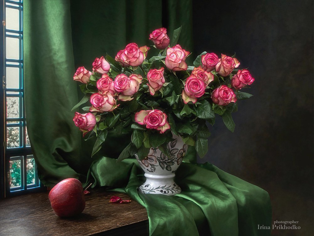 натюрморт, цветы, букеты, розы, интерьер, винтажный, яблоко, Ирина Приходько