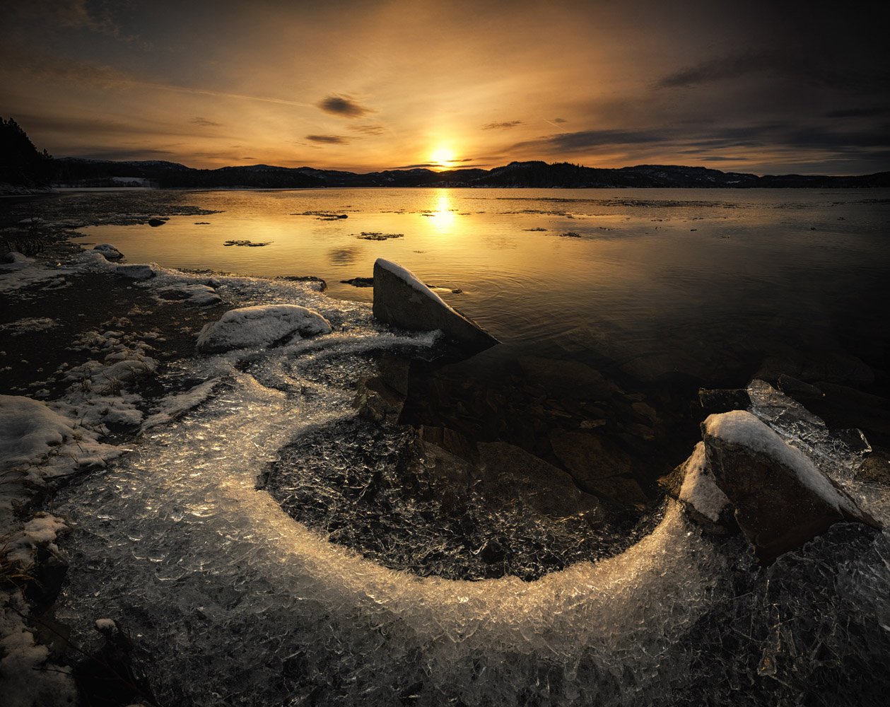 ice,lake,frost,winter,sunset,norway,norwegian,cold,scandinavian,, Adrian Szatewicz