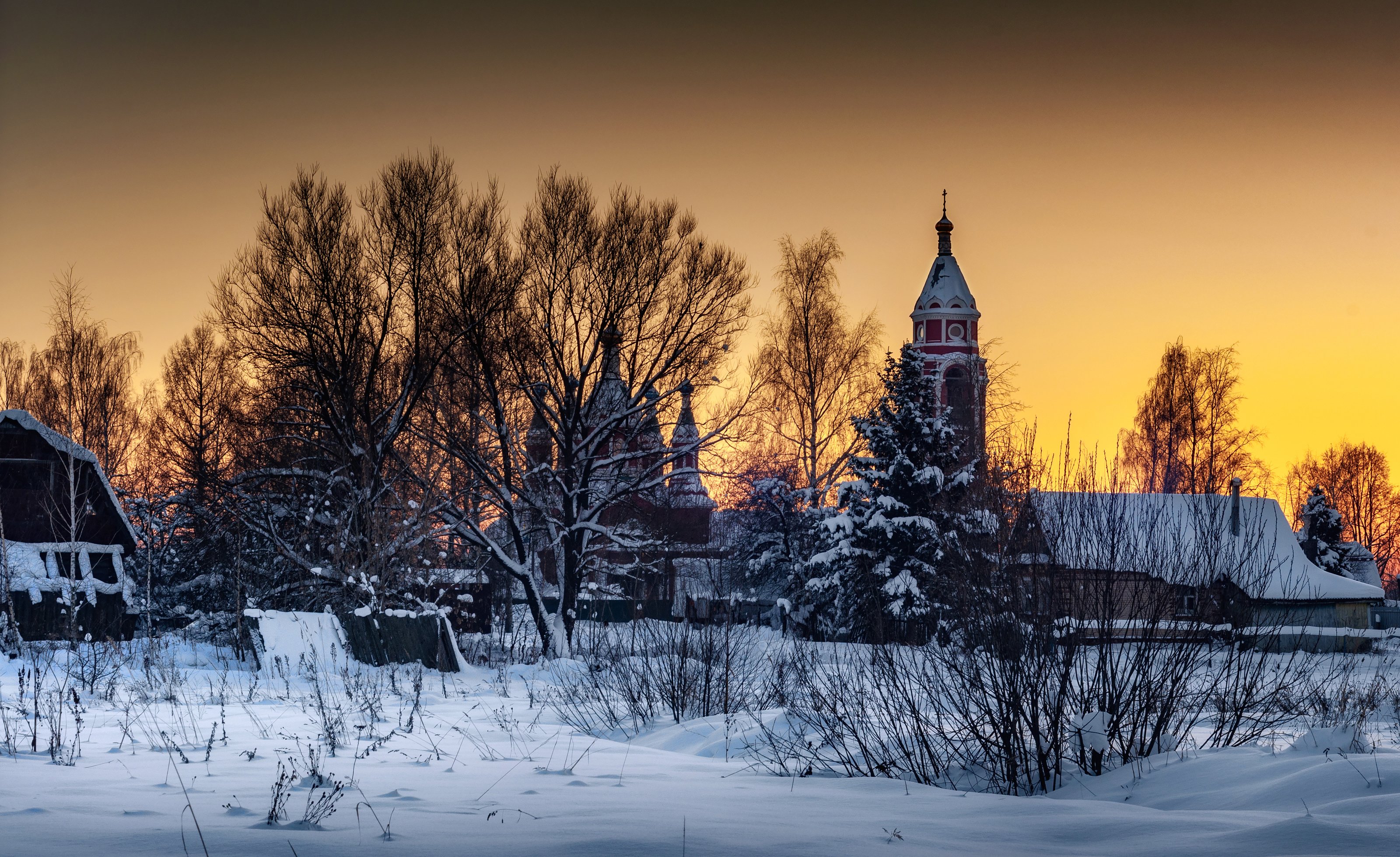 Фото зимнего заката в Подмосковье