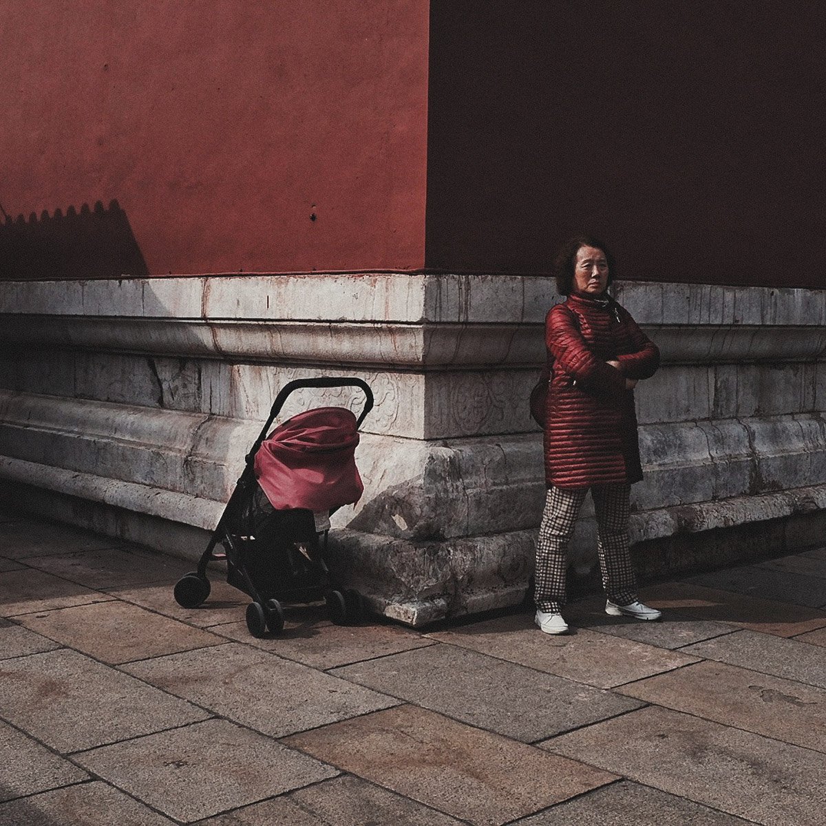 china, street, red, woman, baby, Aleksandr Balakin