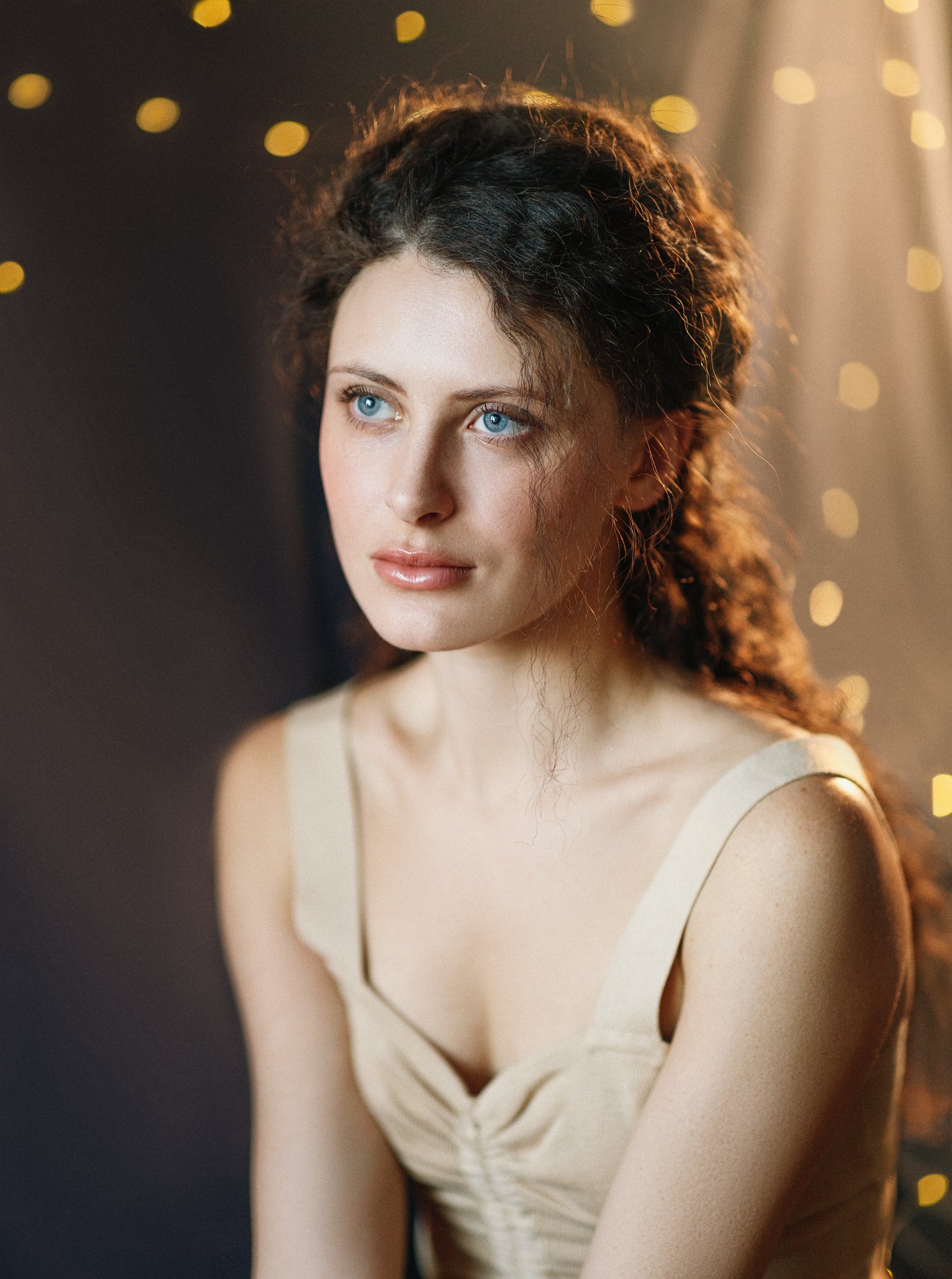 Нежная, девушка, новогодняя, голубые глаза, вьющиеся волосы, Оксана Ведмеденко