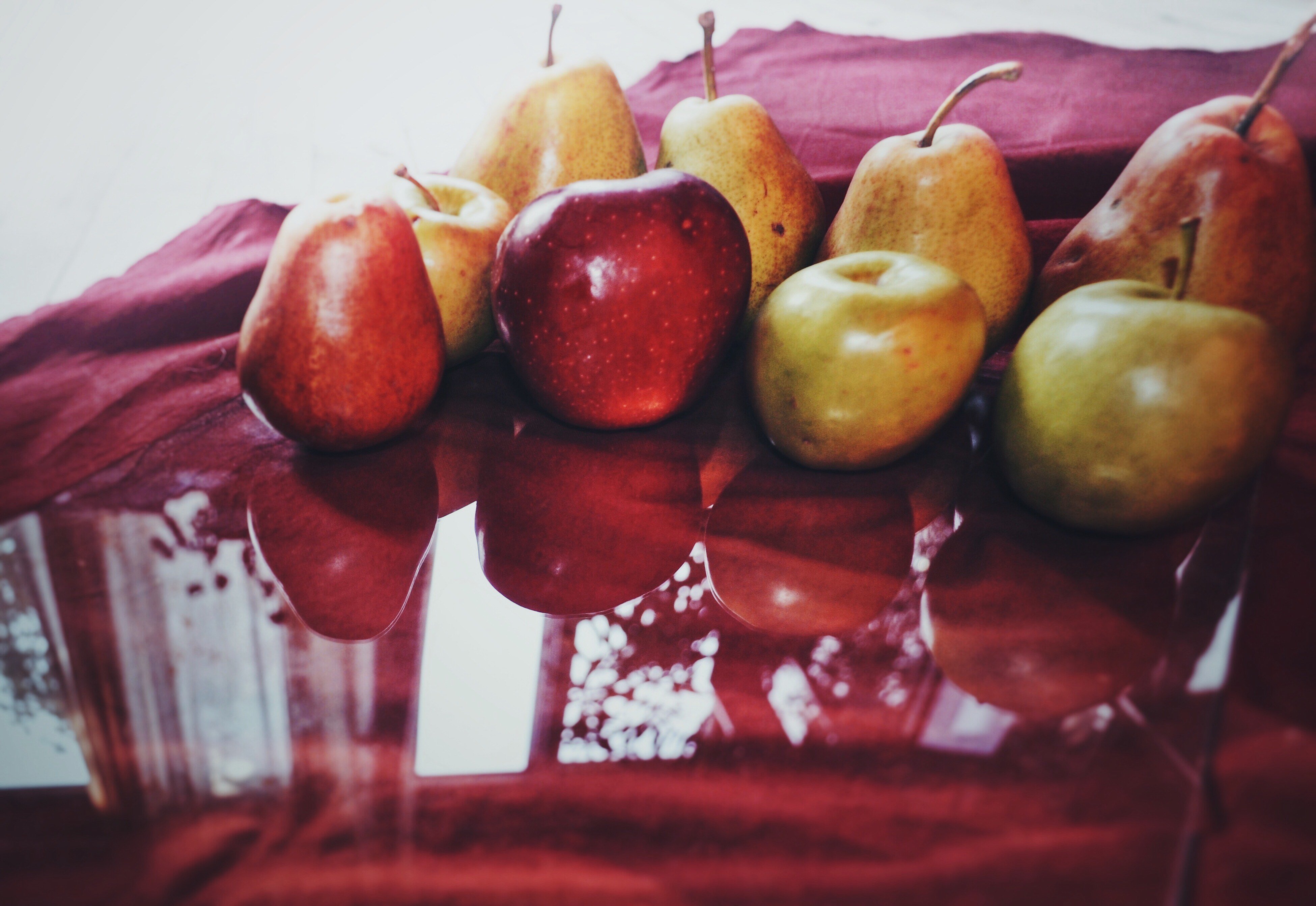 fruita, naturmort, apples, Inga Ivanova