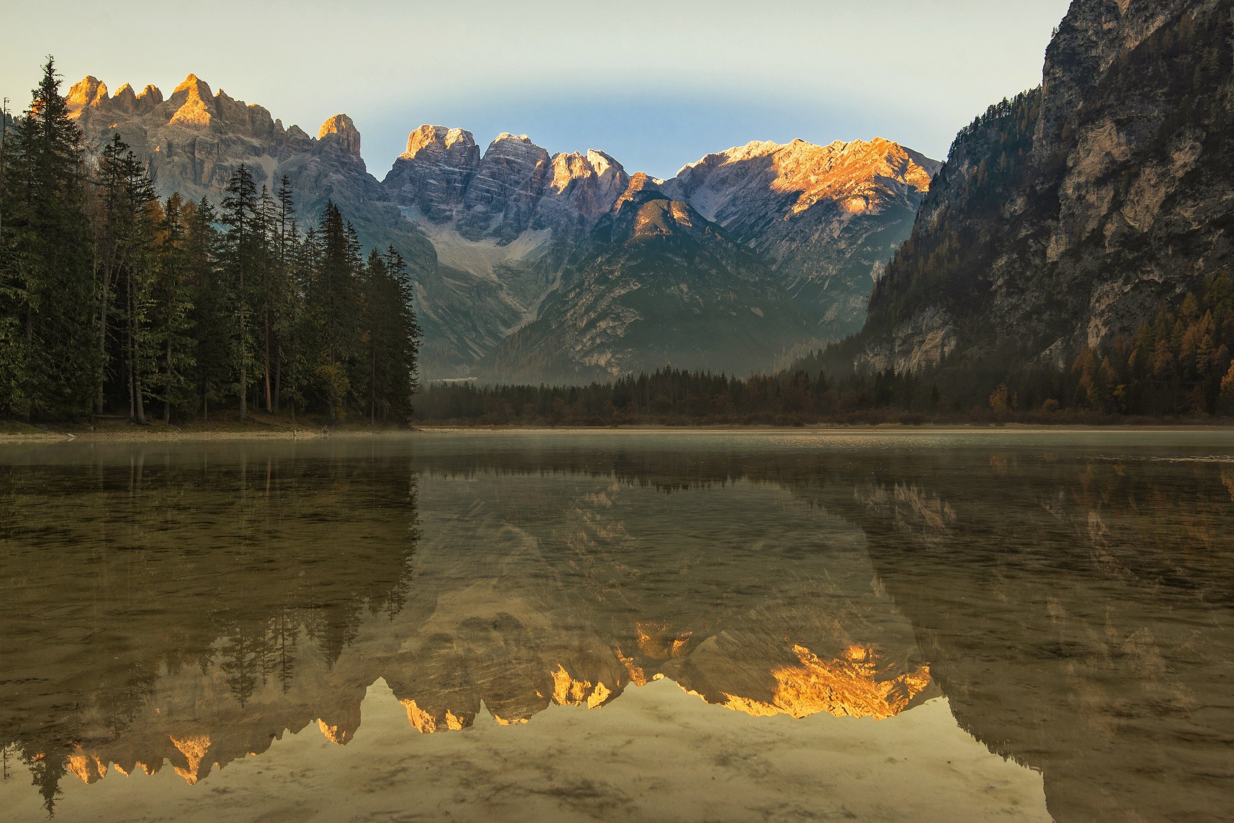 доломитовая осень, доломиты, озеро, отражение, горы, деревья, Владимир Яськив