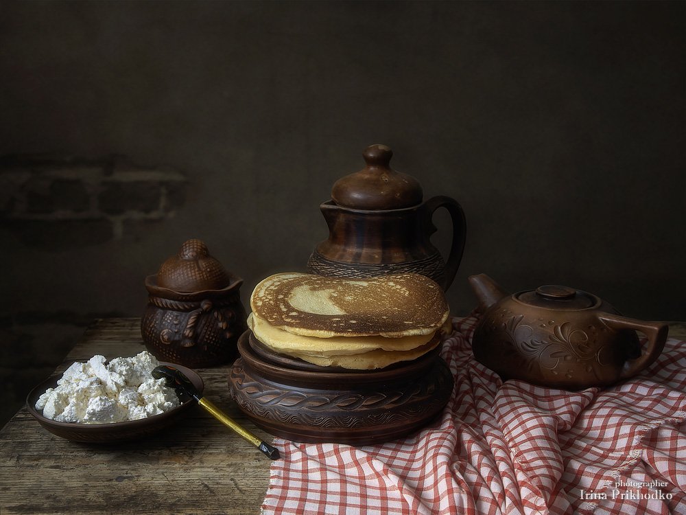 натюрморт, еда, творог, блины, деревенский, ретро, глиняная посуда, художественное фото, Ирина Приходько