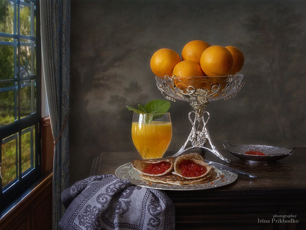 натюрморт, фото еды, художественное фото, винтажный, апельсины, блины, красная икра, Ирина Приходько