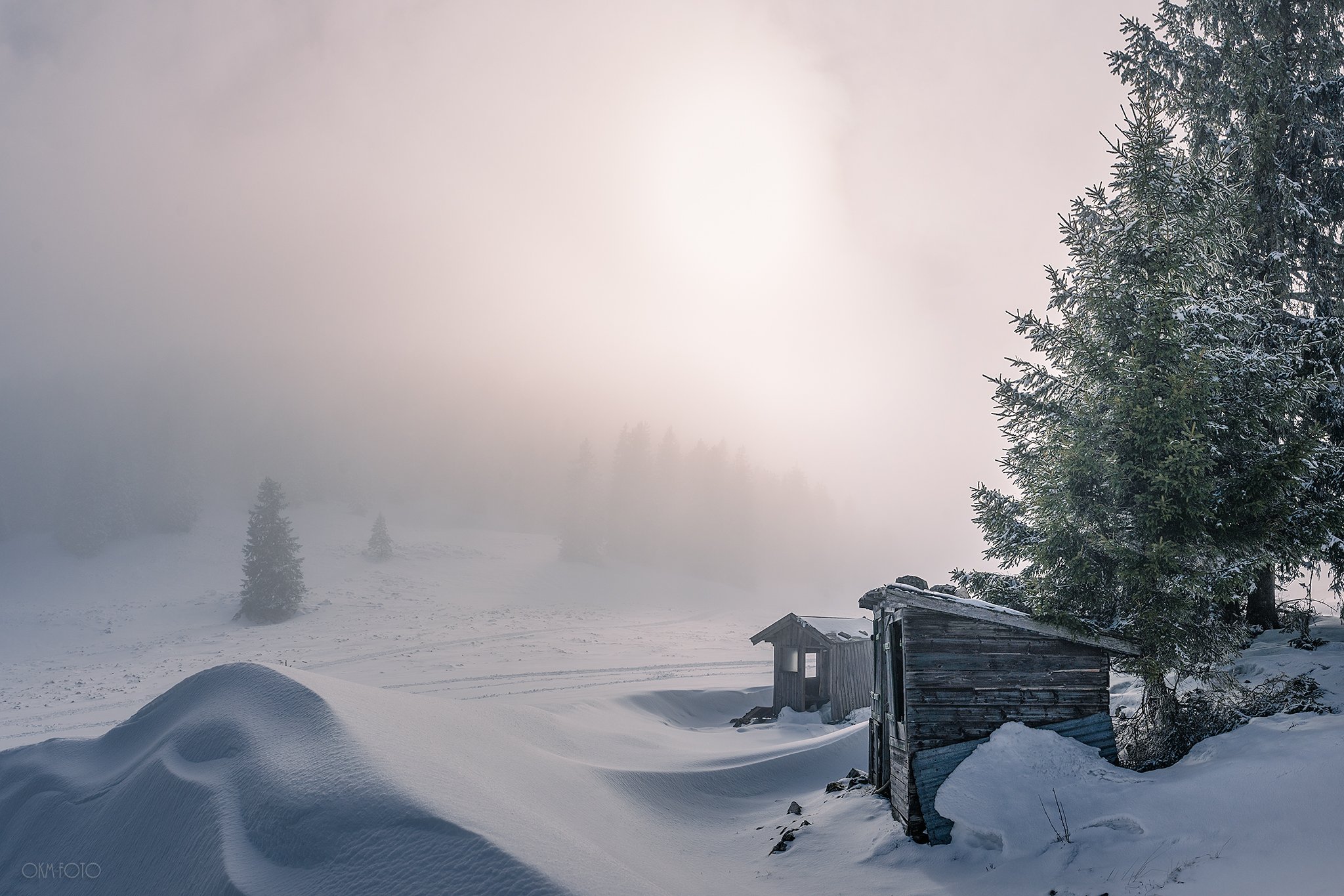 зима, снег, лес, горы, туман, солнечный свет, пейзаж, Олег Мильбергер