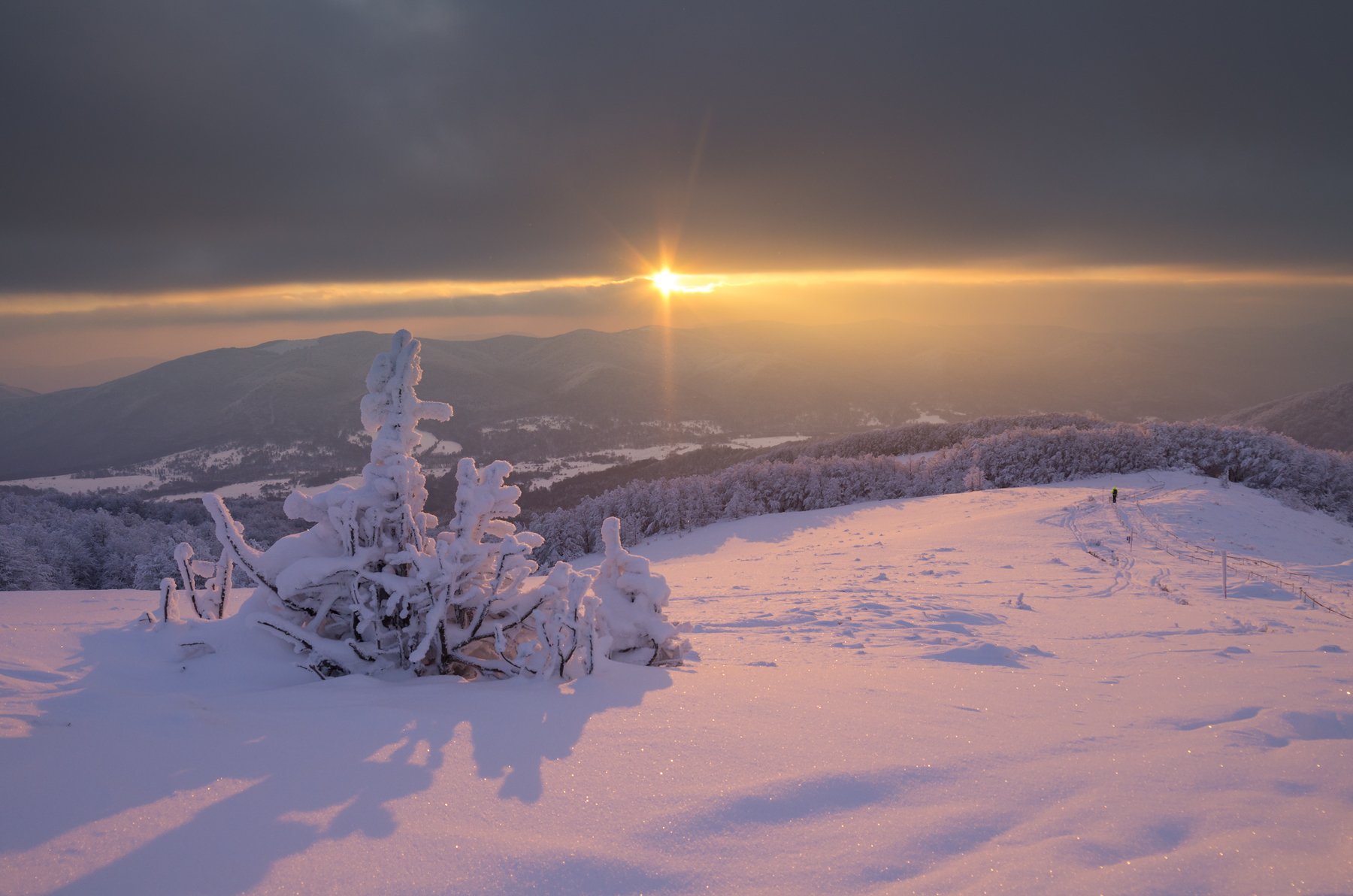 Bieszczady, sunset, winter, snow, sun, clouds, frost, subcarpatians, ,  Mirek Pruchnicki