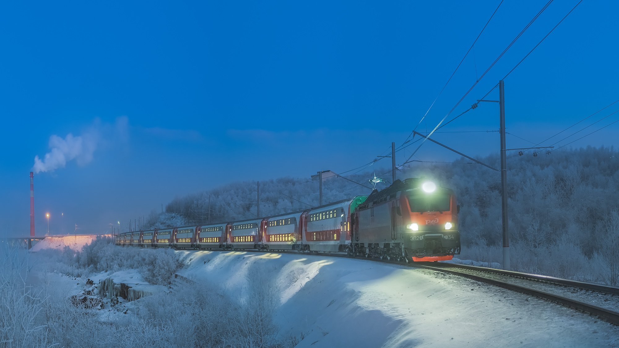 skrylov, skrylov_official, пейзаж, жд, rails, train, эп20, электровоз, тмх, трансмашхолдинг, ржд, rzd, мурманск, зима, изморозь, полярнаяночь, ночь, вагоны, поезд, Сергей Крылов