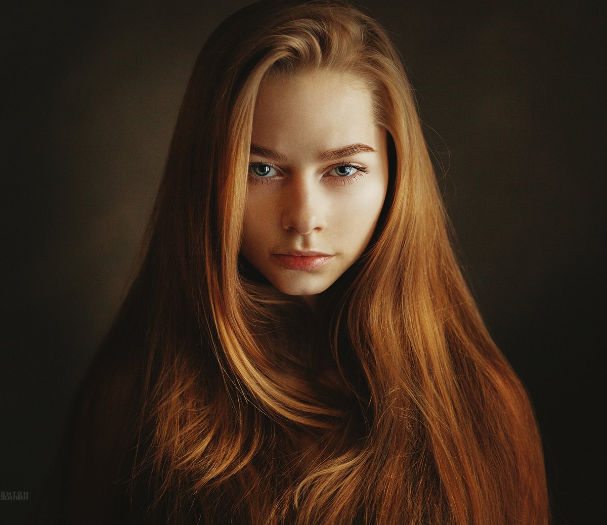 портрет, девушка, молодая, густые, волосы, рыжая, рыжие, Антон Жилин