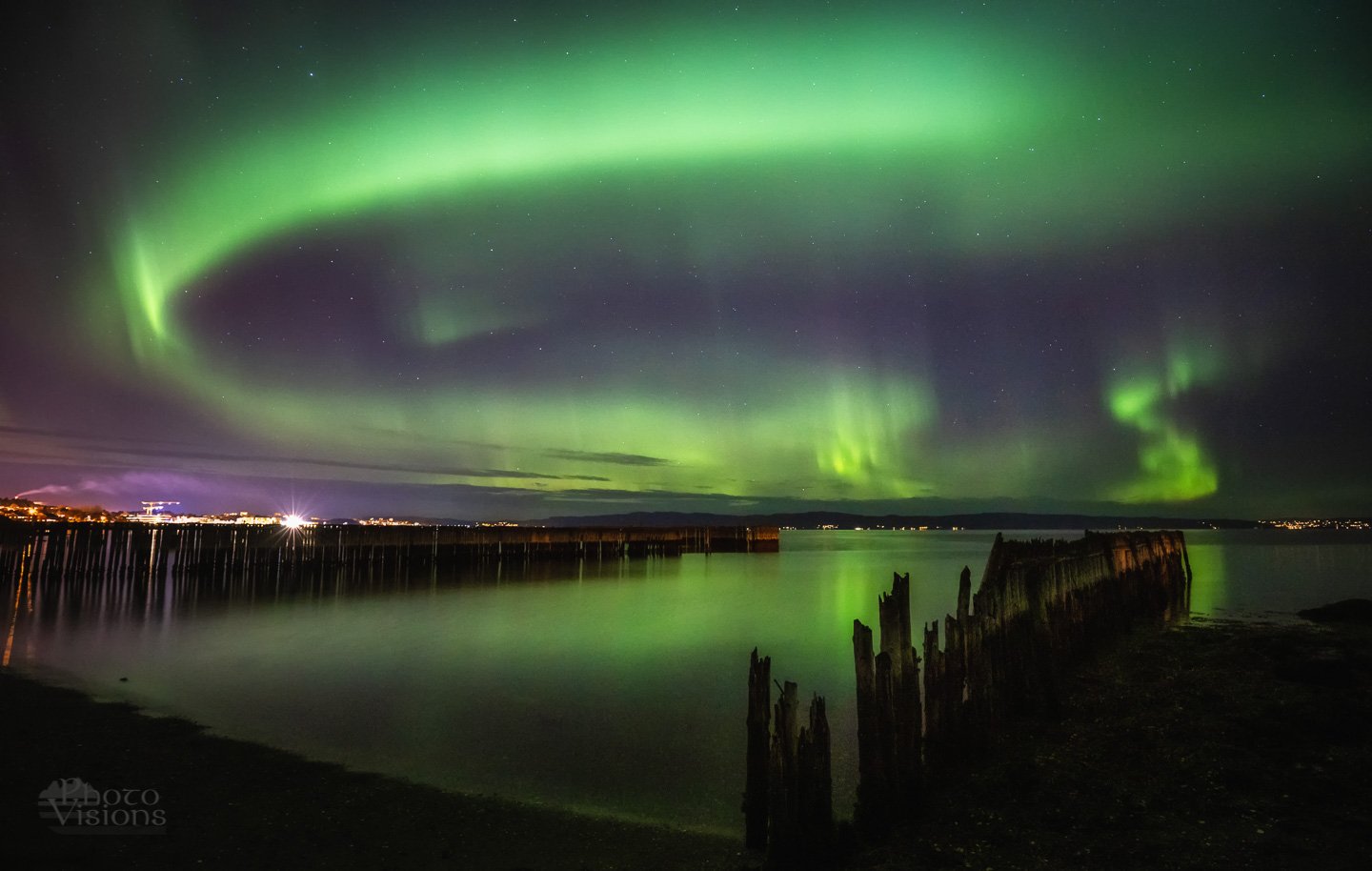 norway,aurora,northern lights,night,beach,shoreline,fjord,sea,, Adrian Szatewicz