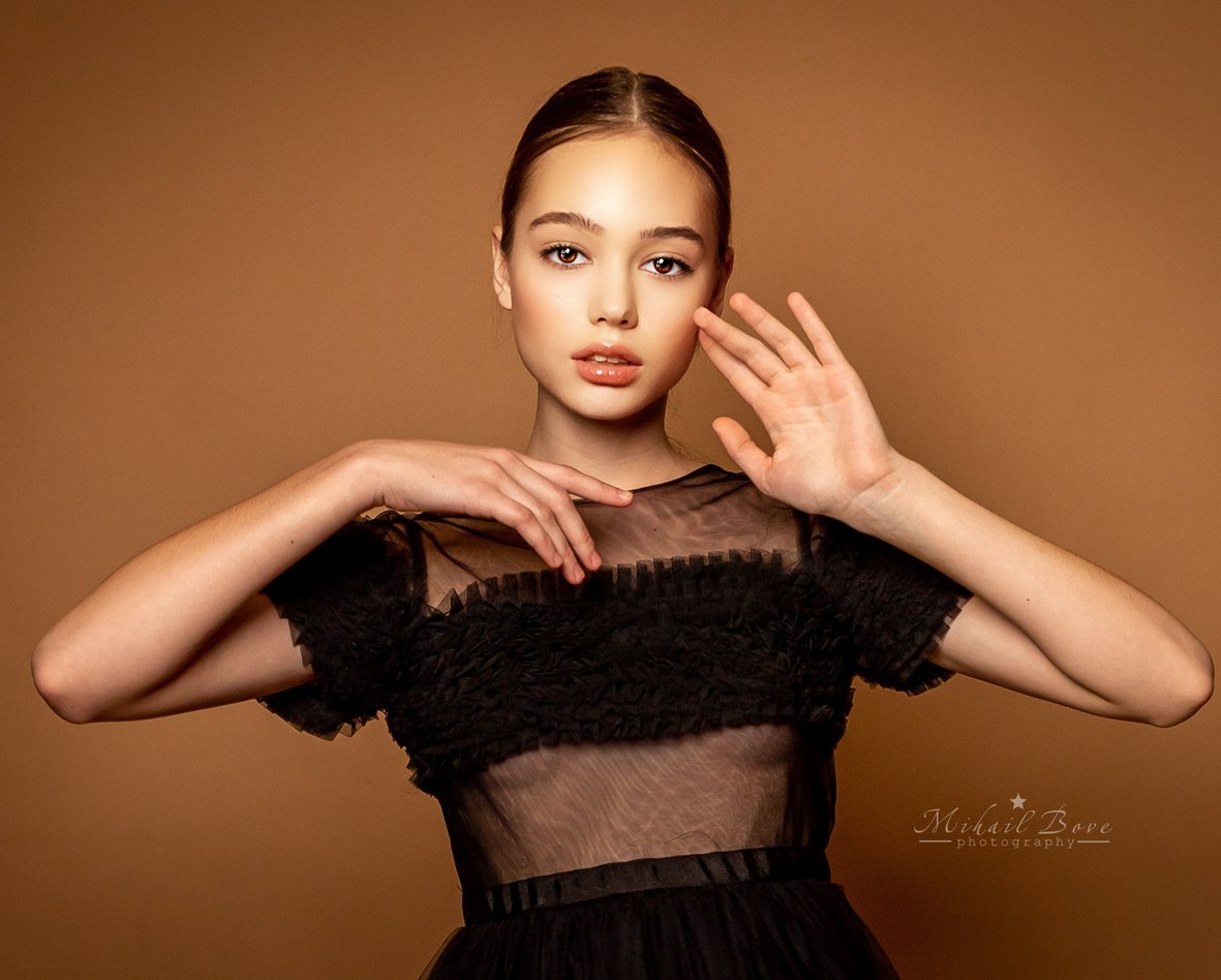 , Михаил Бове