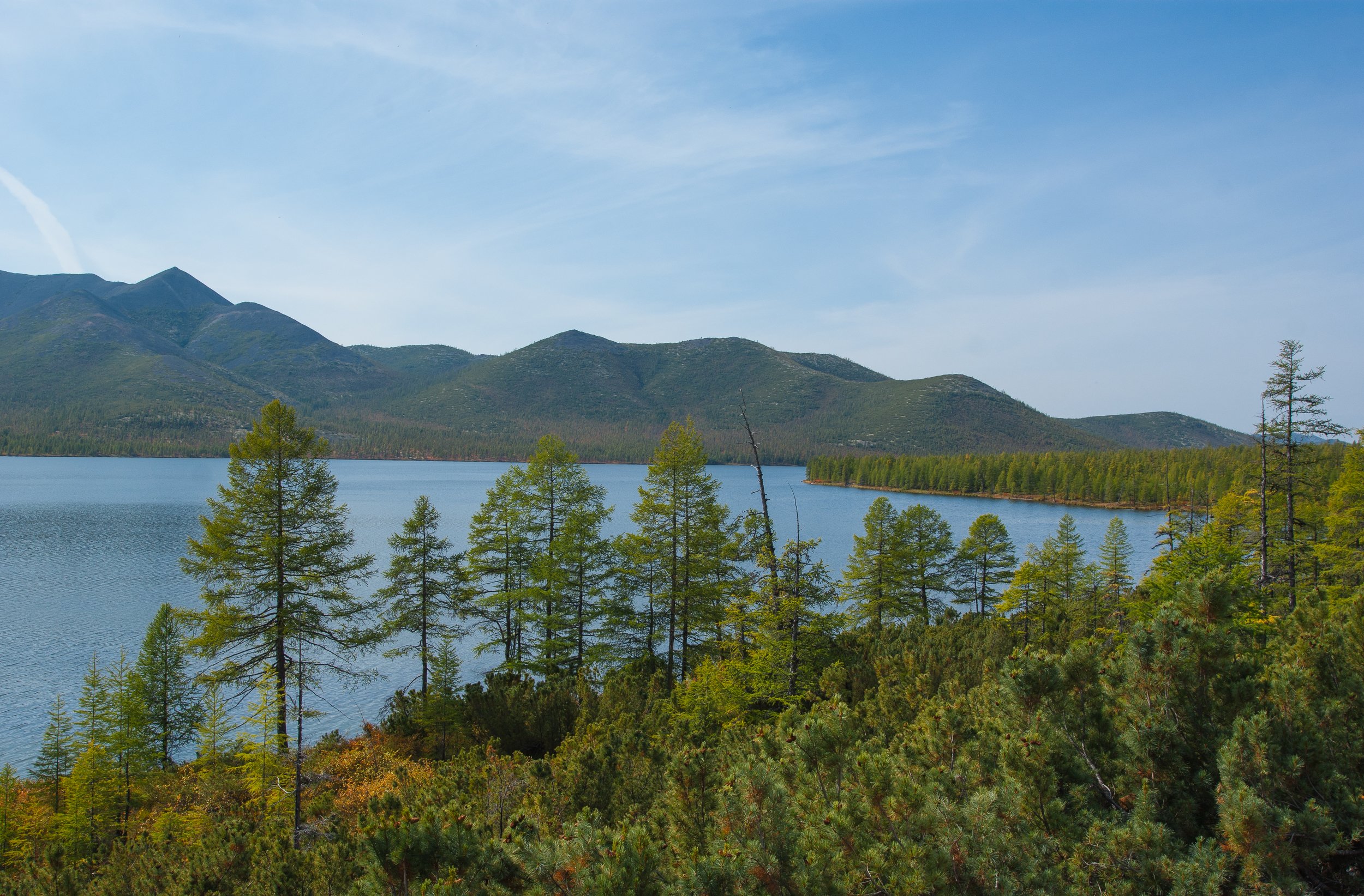 Grand lakes. Озеро Гранд. Озеро Гранд Магаданская. Озеро Гранд лье Франция. Озеро Гранд фото.