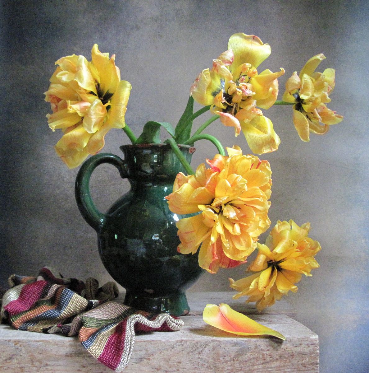 цветы, букет, тюльпаны, кувшин, винтаж, шарф, Наталия Тихомирова