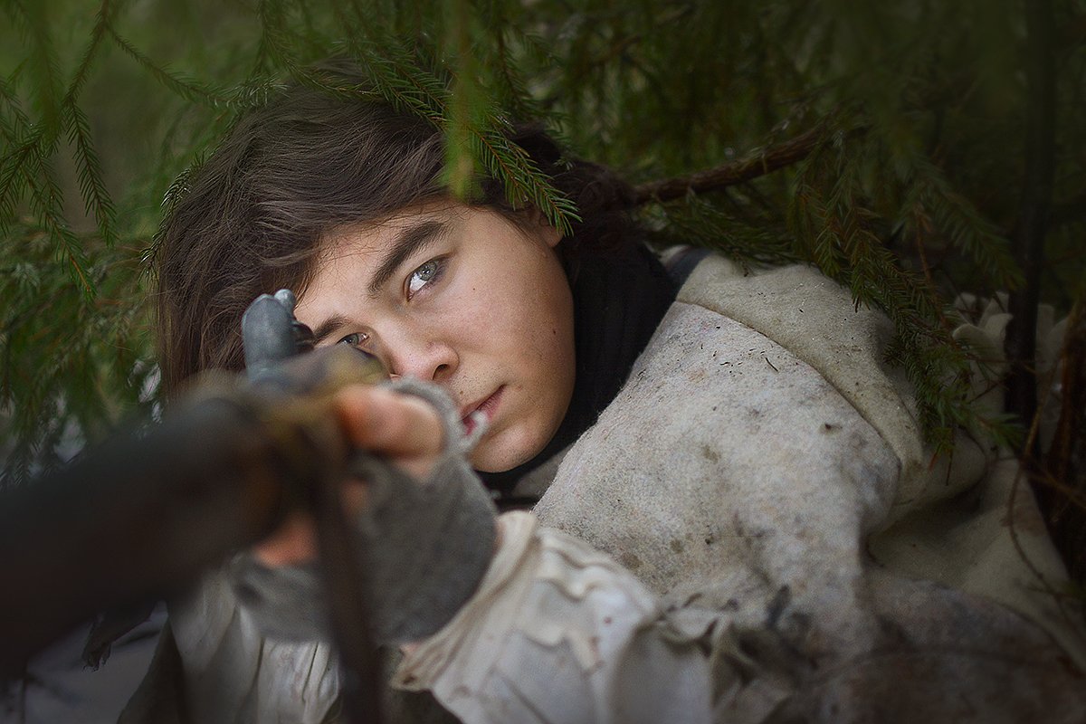 мужской портрет, костюм, в лесу, Елена Матросова