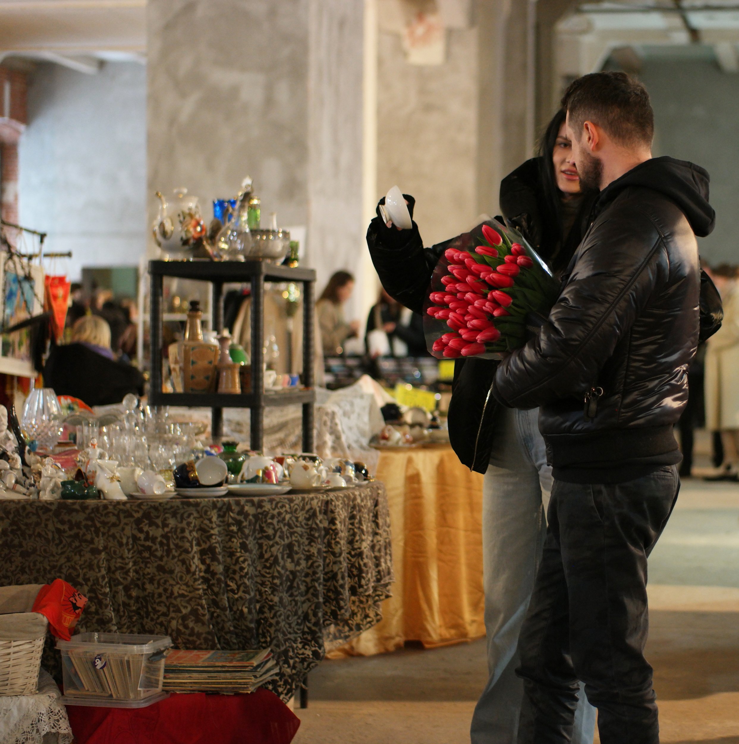 8 марта, цветы, подарок, пиала, барахолка, тюльпаны, выбор, Дмитрий Ткаченко