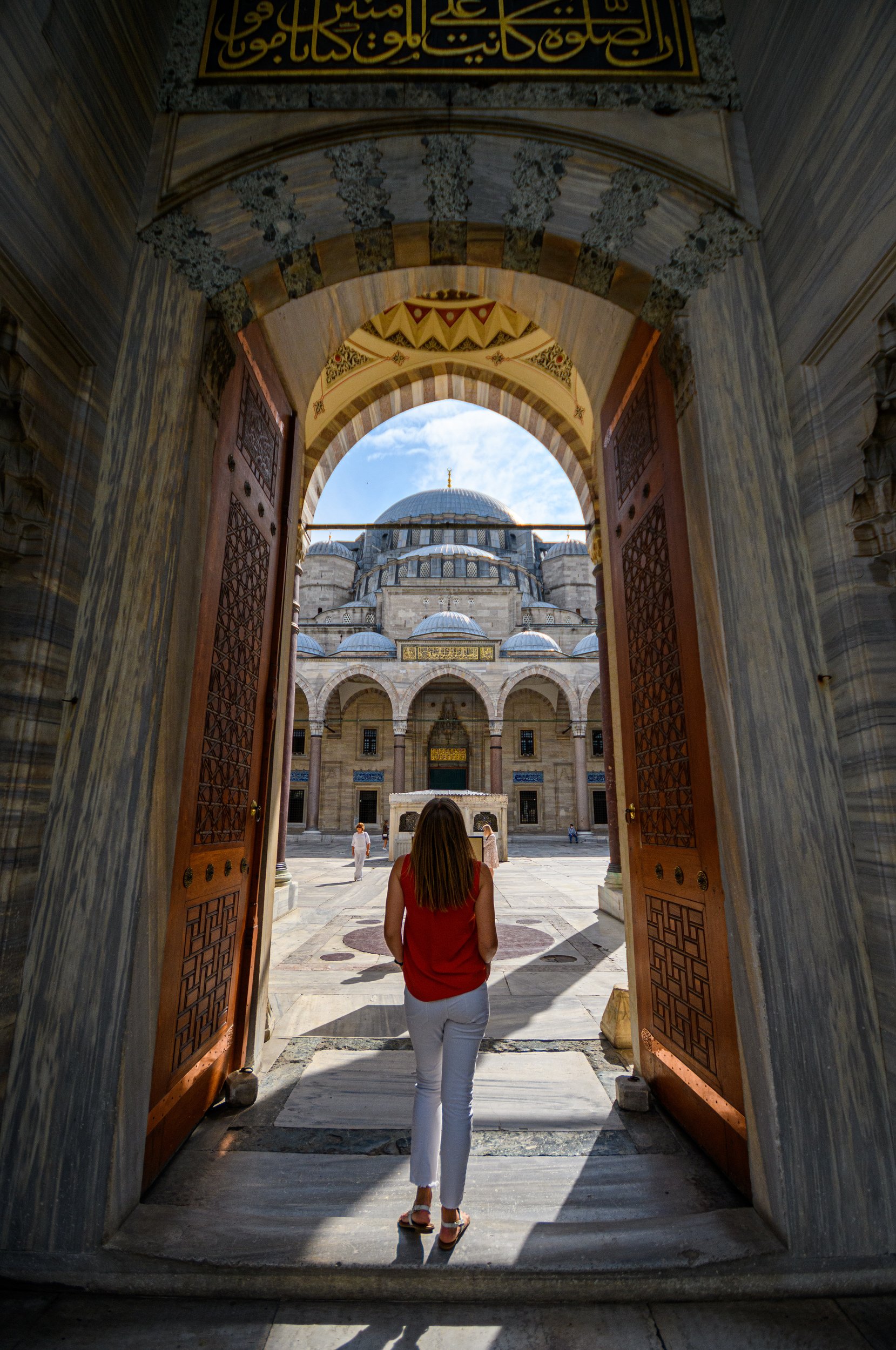 Istanbul; Mosque; Süleymaniye Mosque; Turkey; buildings; city; cityscape; door; girl; historical; light; model; oldcity; oldtown; open; religion; street; streets; town; welcome; ,  Mykhailo