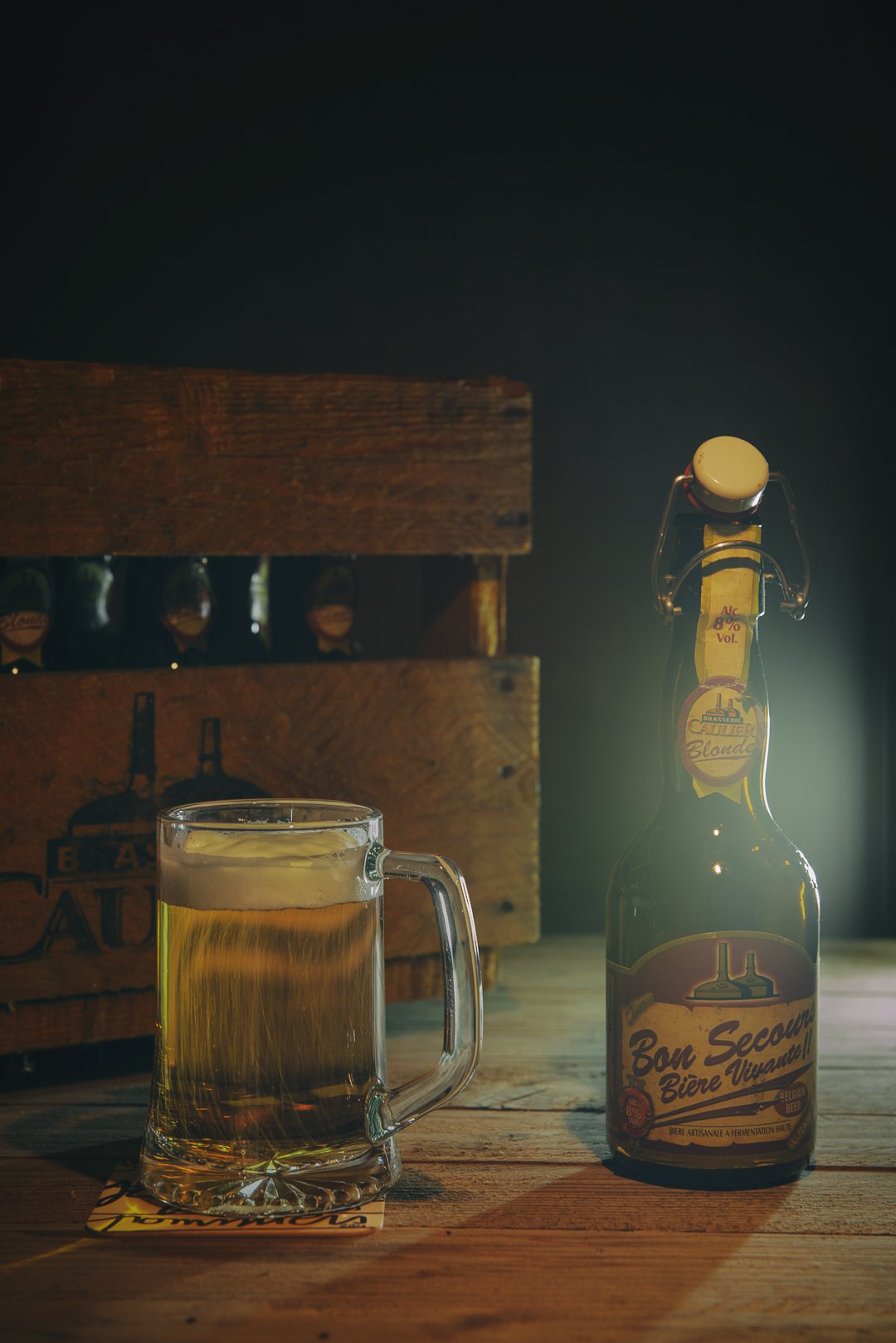 beer bottle; beer; alcohol; bottle; still life; drinking glass; bière;, Sibé