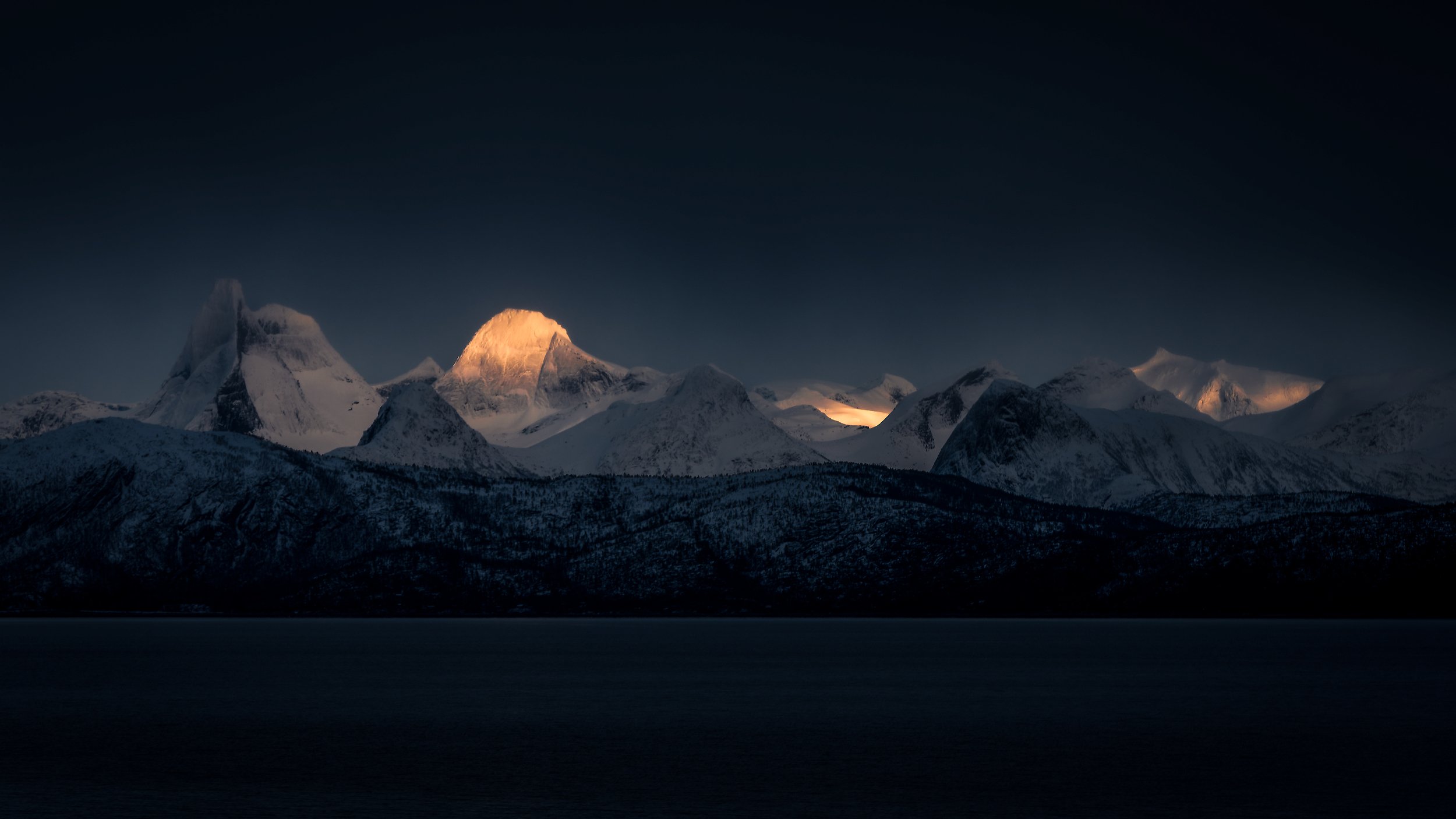 norway,landscape,light,night,winter, Tomek Orylski