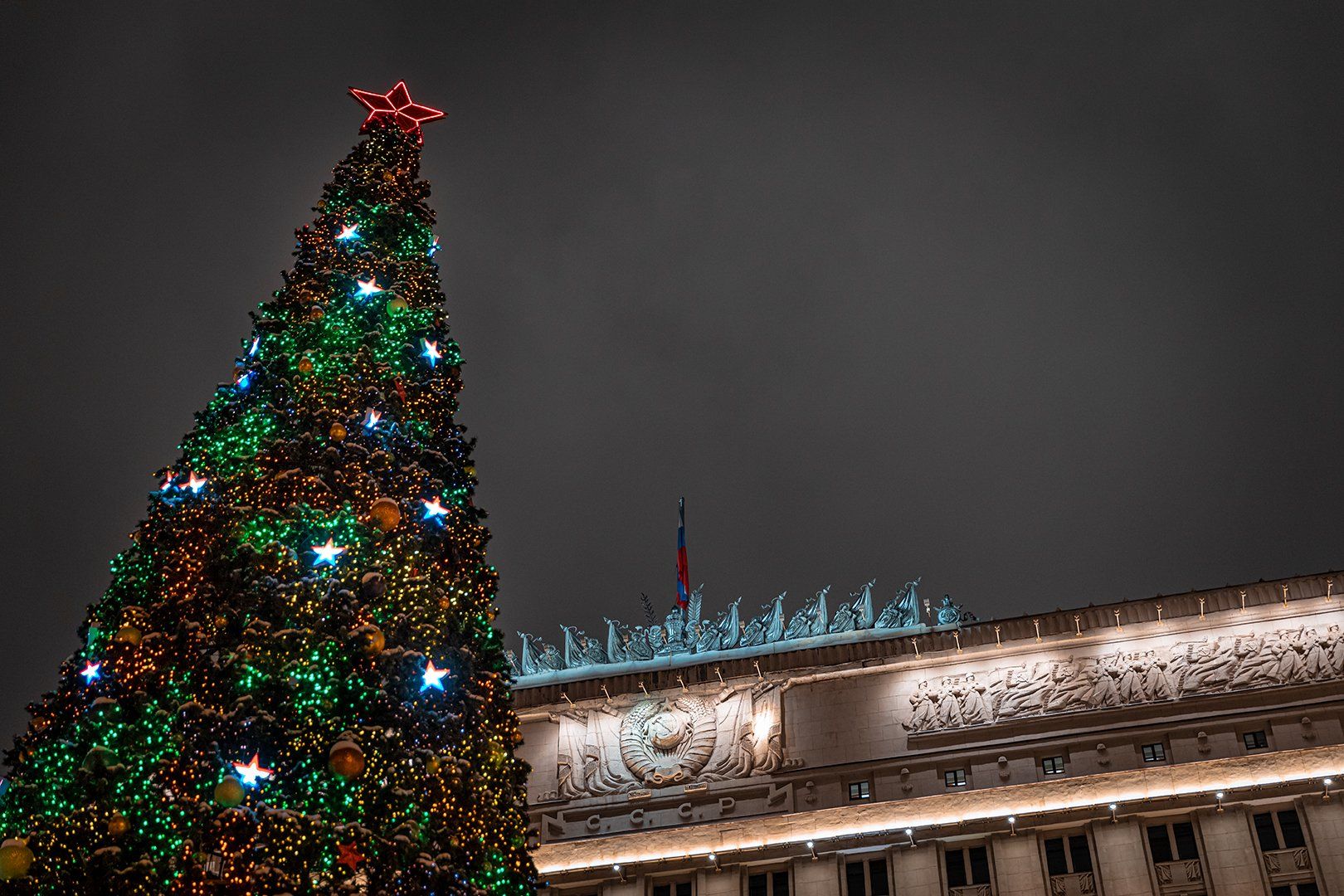 елка, новый год, ссср, герб, фасад, Юрий Шурчков