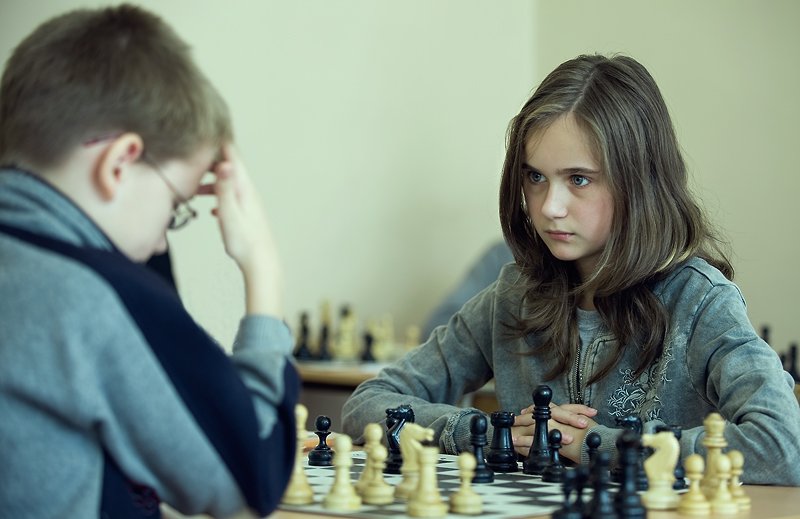 девочка, взгляд, шахматы, Ольга Новикова