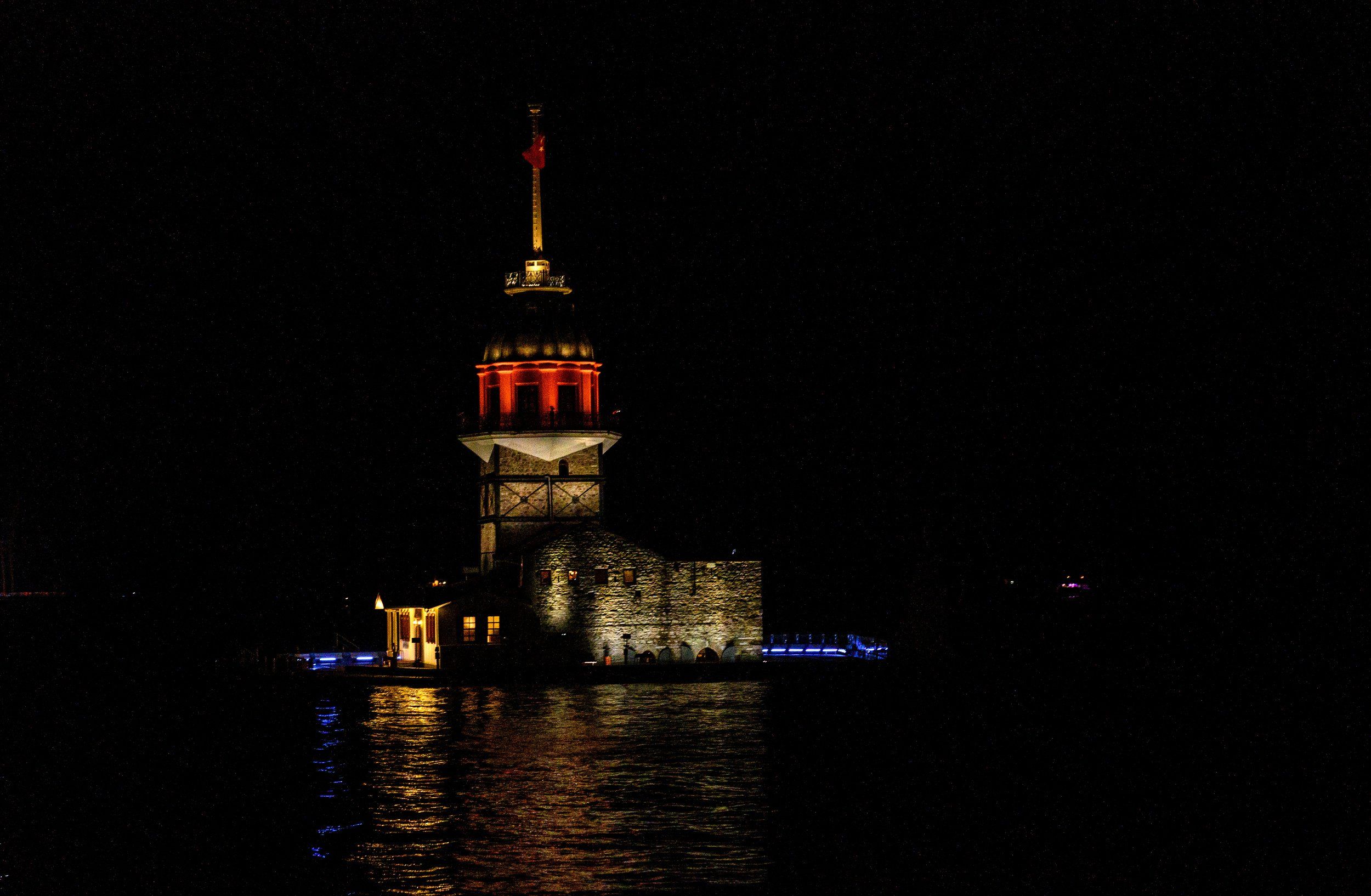 Istanbul; Kız Kulesi; Maiden's Tower; Turkey; black; bosfor; buildings; city; cityscape; dark; from water; historical; light; lighthouse; night; no people; oldcity; oldtown; reflection; sky; street; streets; town; travel; view; water; ,  Mykhailo