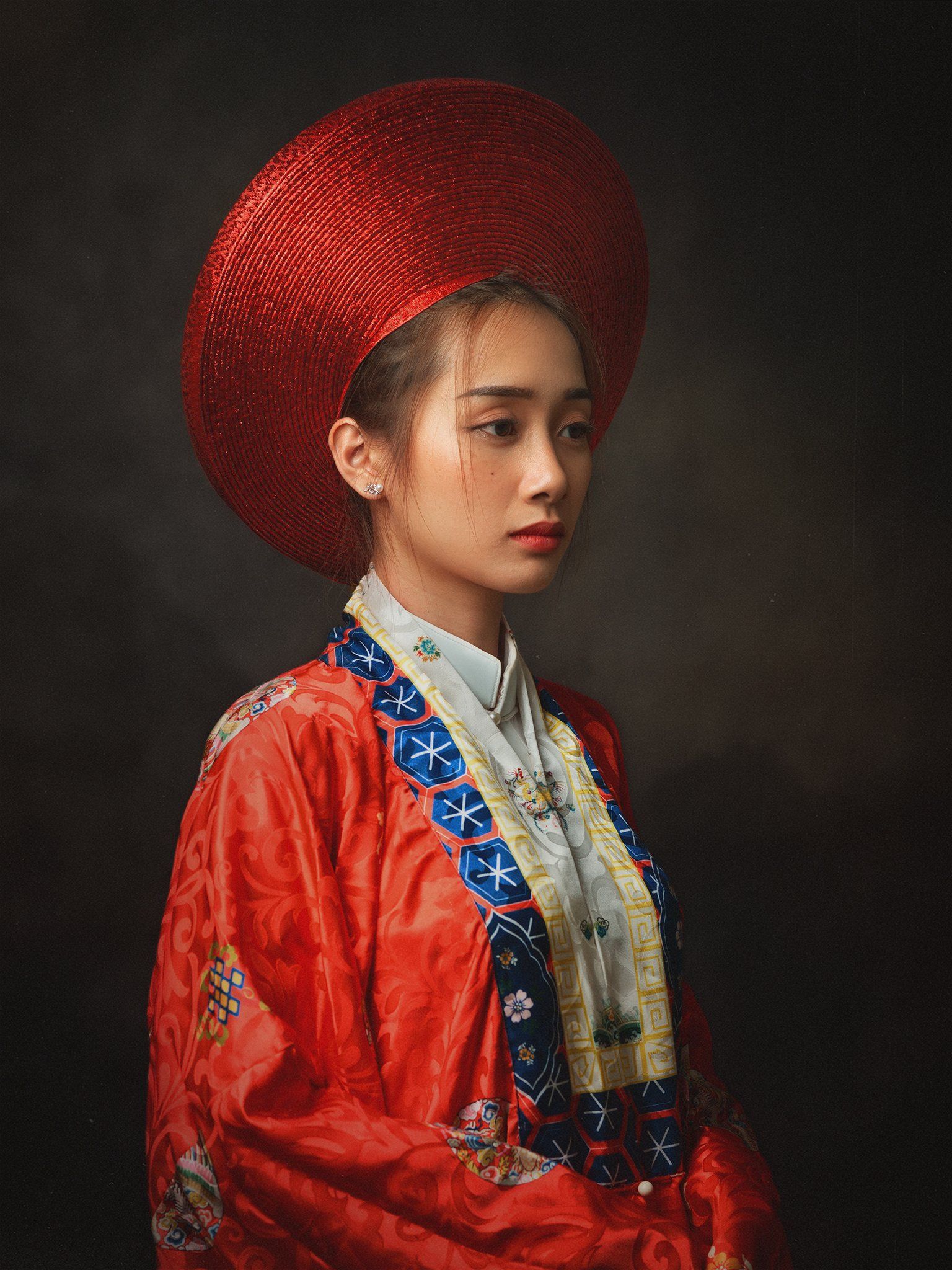 portrait, woman, female, beauty, face, vietnamese, asian, girl, studio, traditional dress, dress, staged, white, Hoang Viet Nguyen