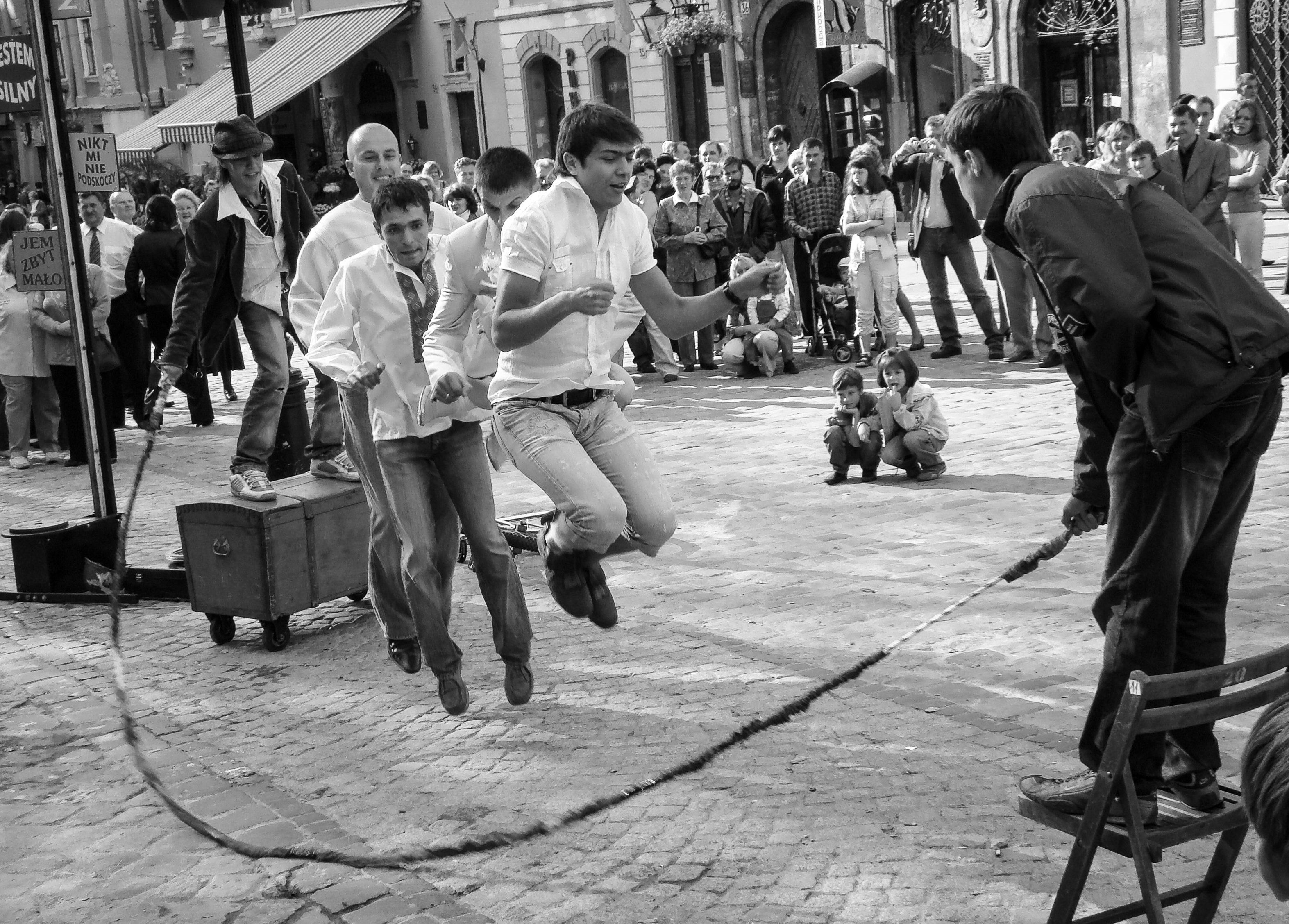 rope, street, people, jump,  Mykhailo
