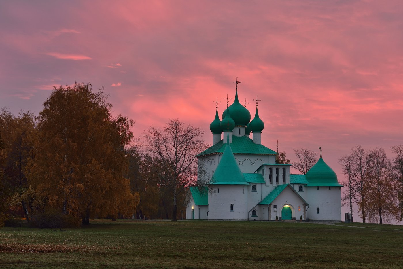 Куликово поле. Храм Сергия Радонежского Куликово поле. Щусев храм Сергия Радонежского на Куликовом поле. Храм Сергия Радонежского Куликово поле Архитектор. Храм на Куликовом поле Щусев.