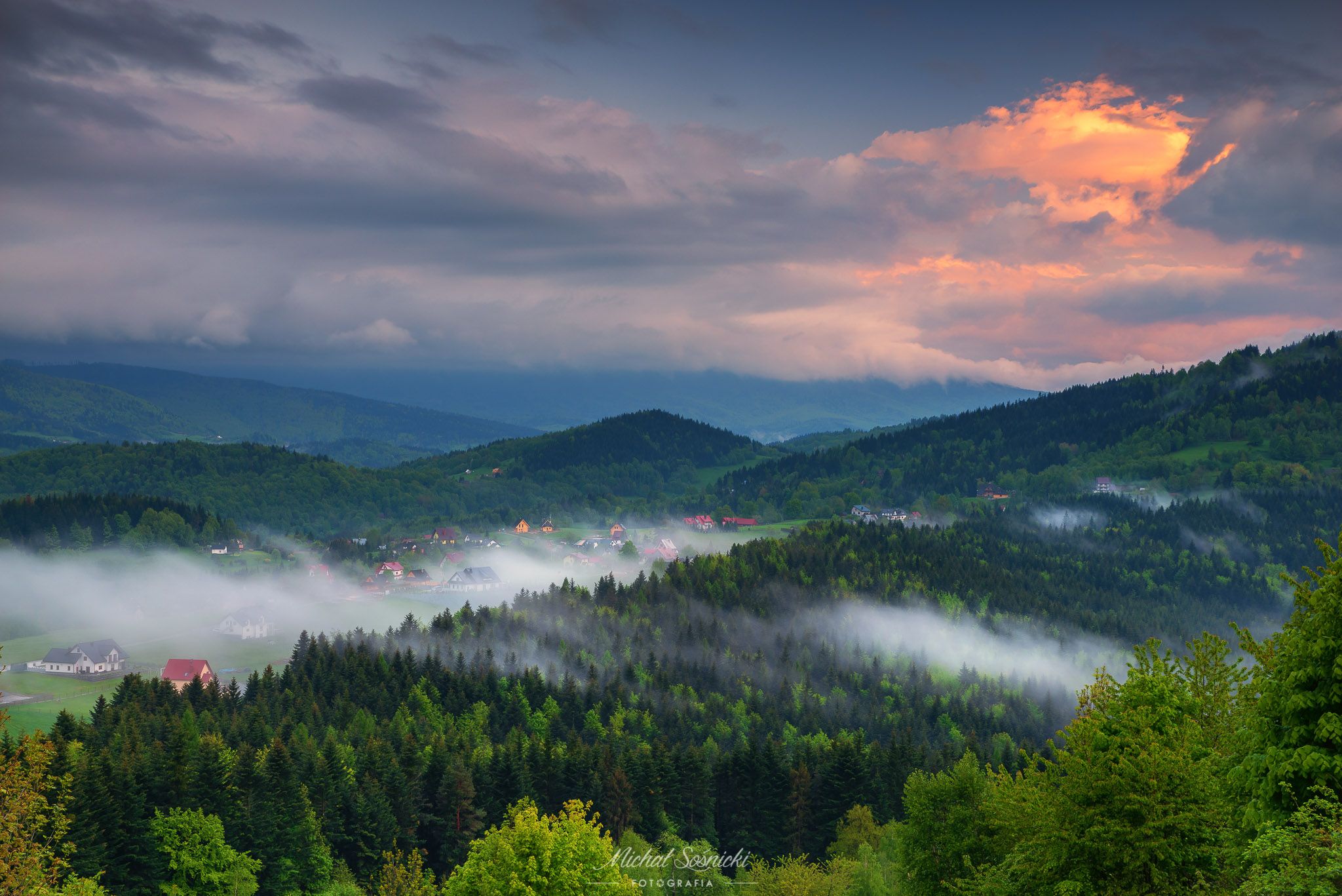 #poland #zawoja #foggy #clouds #sky #rain #sunset, Michał Sośnicki