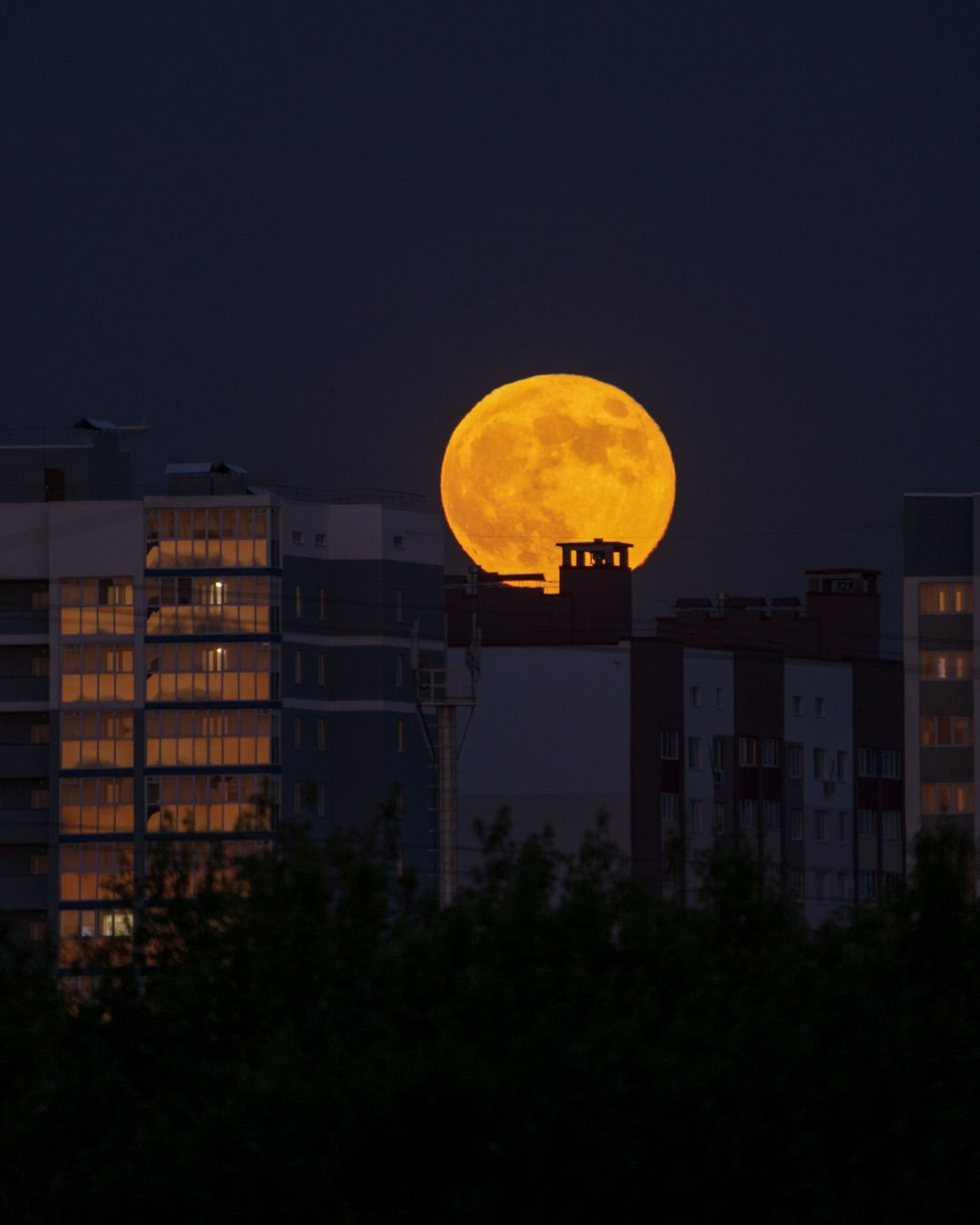 луна , Эдуард Галеев
