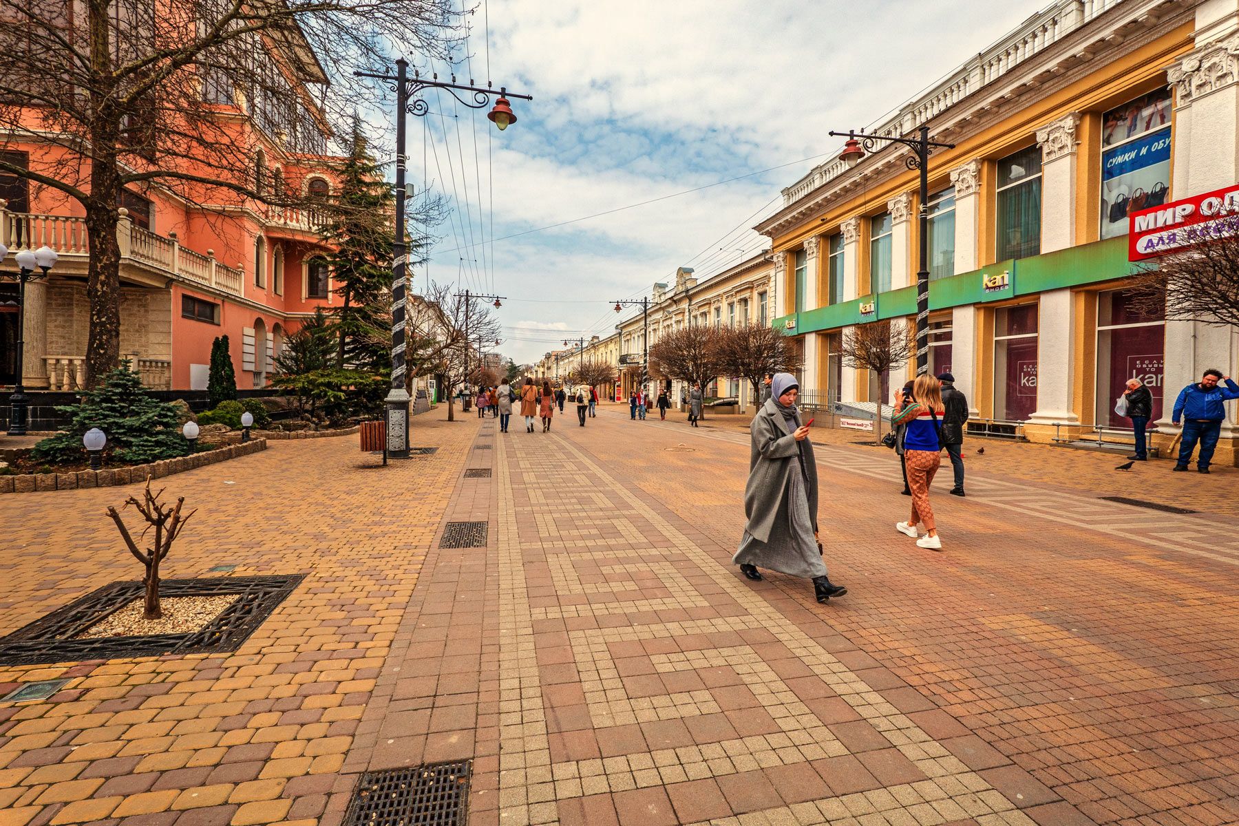 Март симферополь. Симферополь в марте. Ростов-на-Дону фото города 2021. Ростов на Дону фото улиц города 2021. Симферополь в марте отзывы.