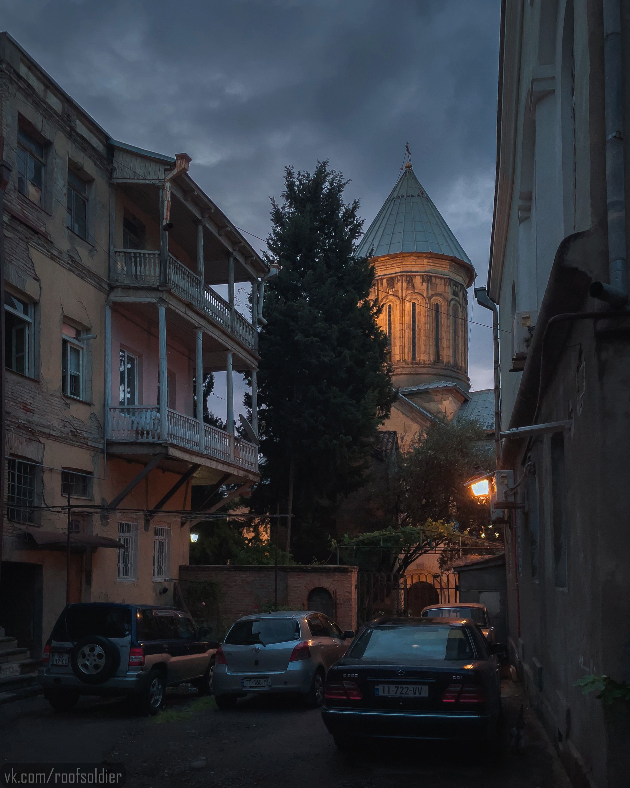 Tbilisi, Georgia, architecture, city, cityscape, urban, church, cathedral, dome, temple, religion, orthodox, night, dark, yard, courtyard, Голубев Алексей