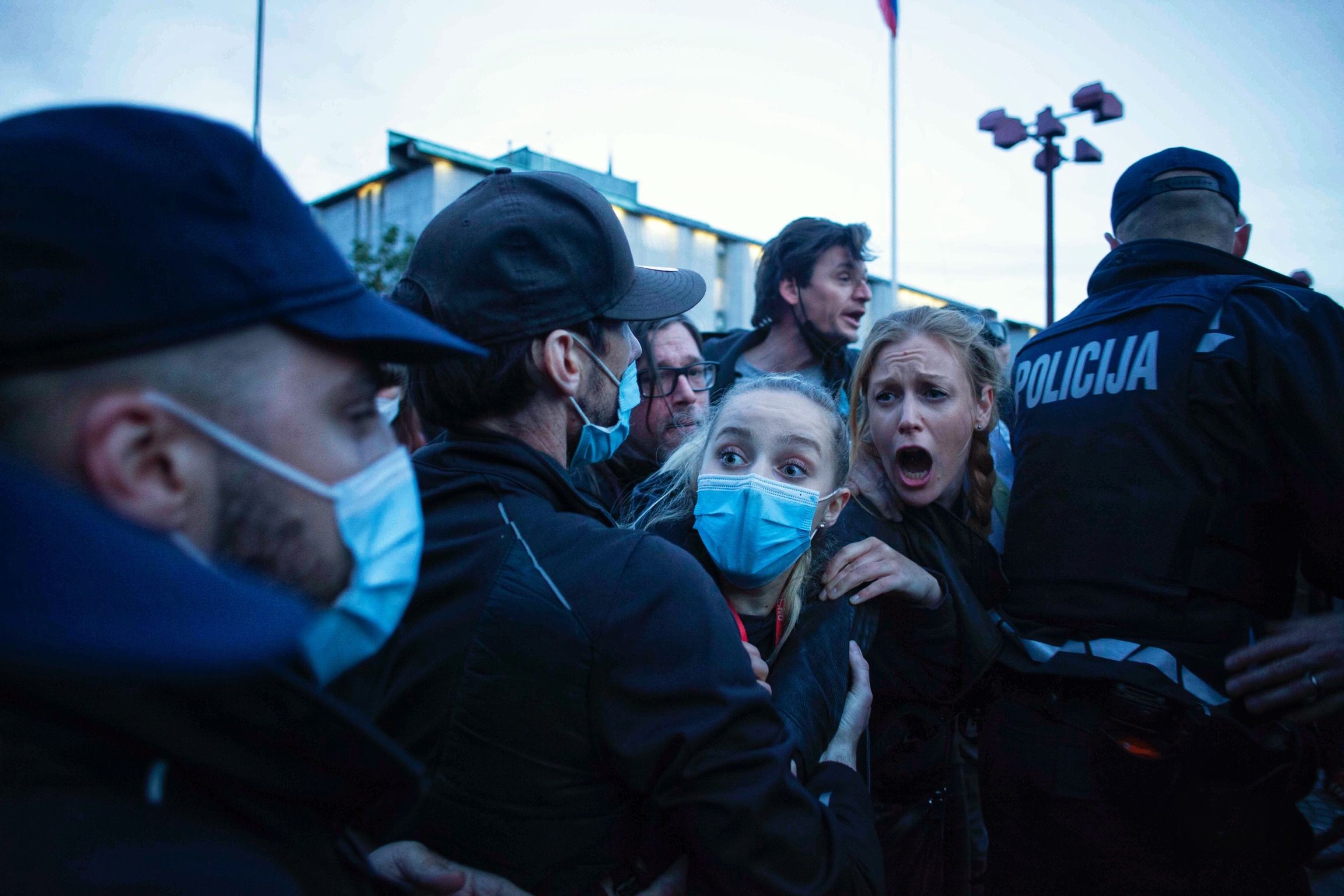 photojournalism press uprising protesters, Gašper Lešnik