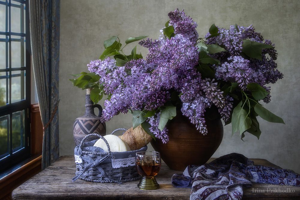 натюрморт, еда, цветы, сирень, винтажный, художественное фото, Ирина Приходько