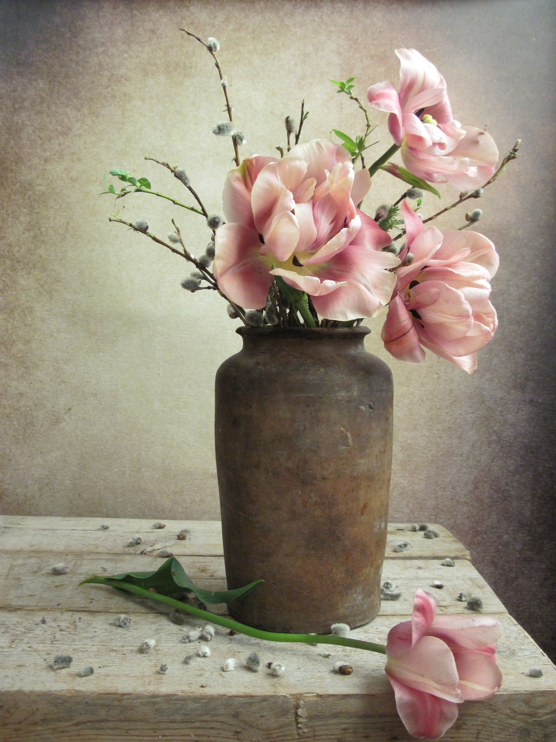 цветы, букет, тюльпаны, верба, ветки, крынка, винтаж, Наталия Тихомирова