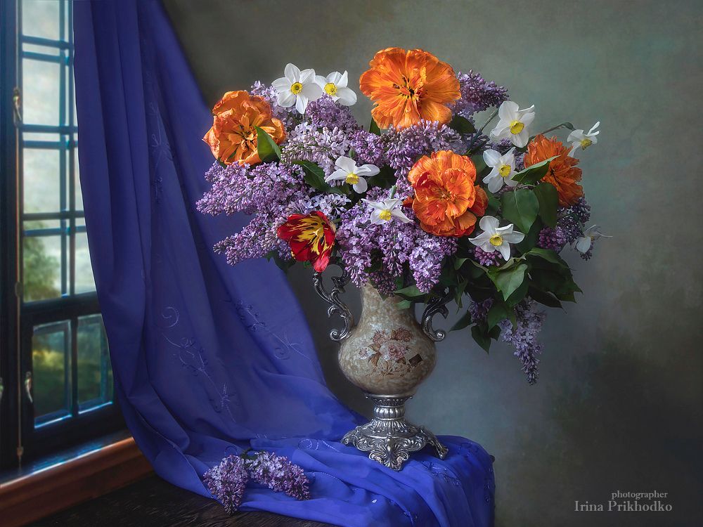 натюрморт, весна, букет, цветы, сирень, тюльпаны, нарциссы, Ирина Приходько