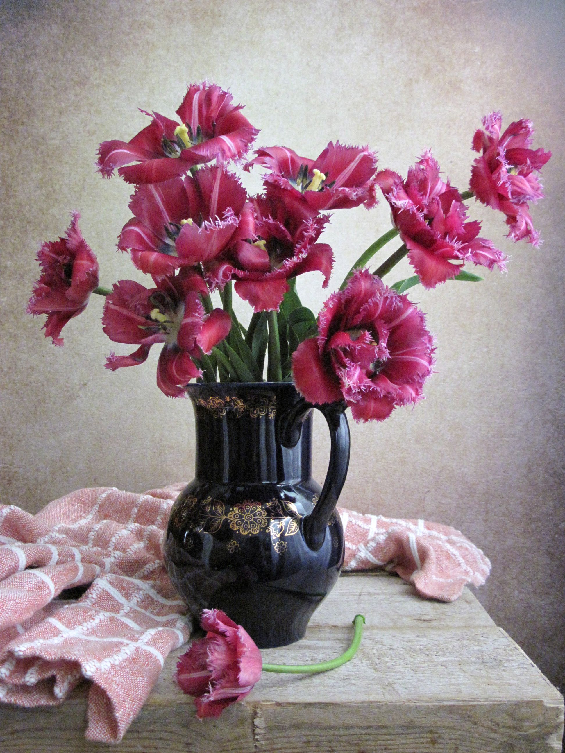 цветы, букет, тюльпаны, кувшин, фарфор, кобальт, скатерть, Наталия Тихомирова