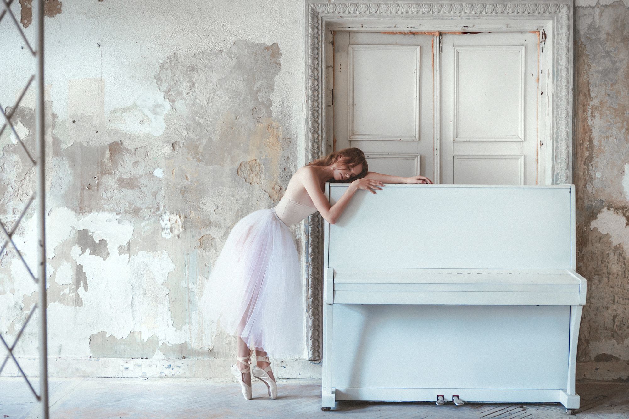 woman, portrait, fashion, beauty, indoors, piano, ballerina, Руслан Болгов (Axe)