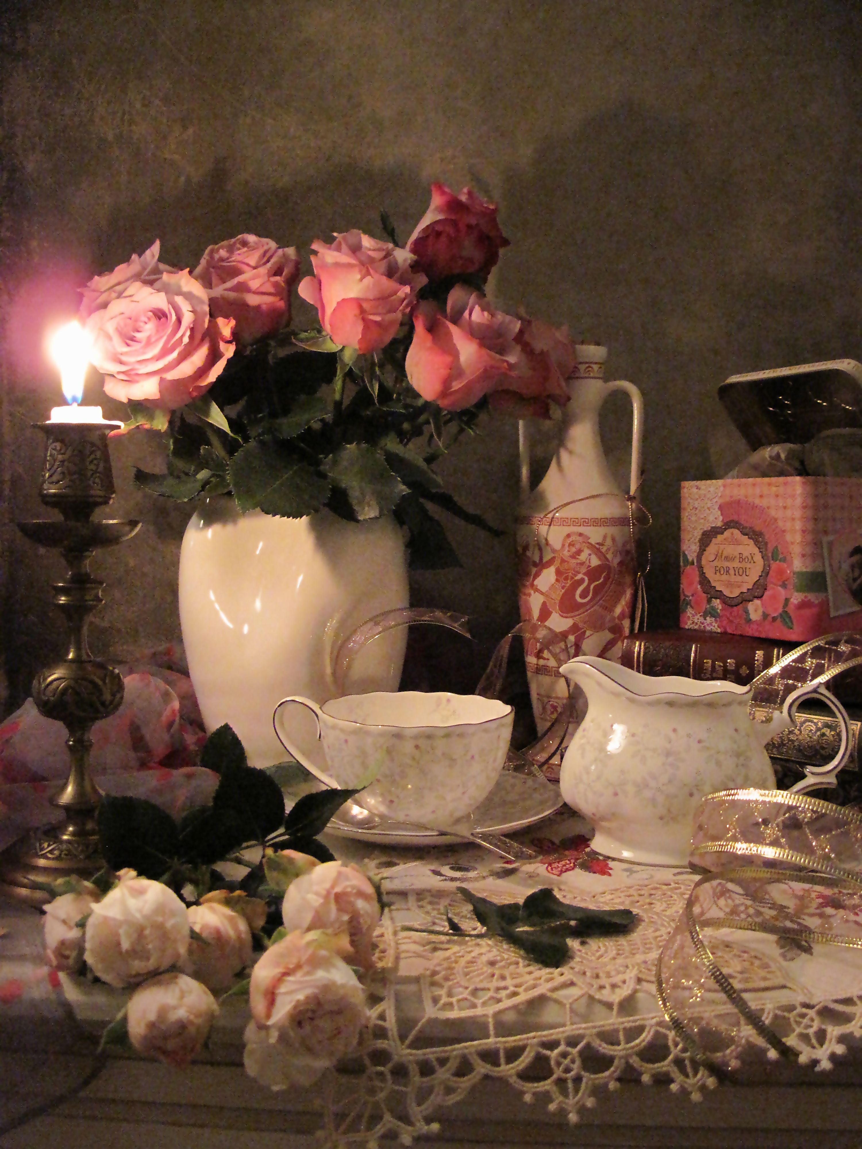 цветы, букет, розы, фарфор, подсвечник, свеча, Наталия Тихомирова