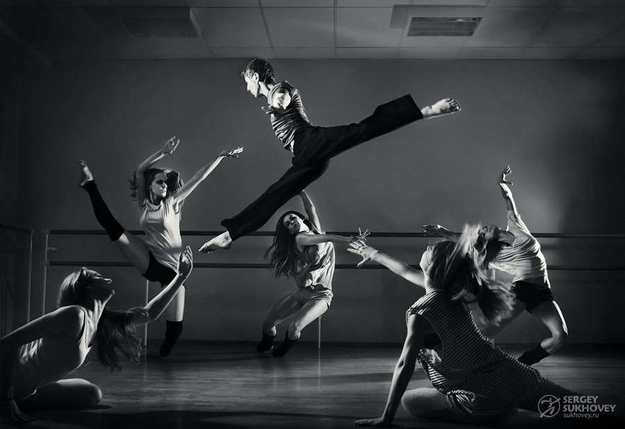 танец, движение, танцоры, прыжок, шпагат, фотография с танцорами, Сергей Суховей